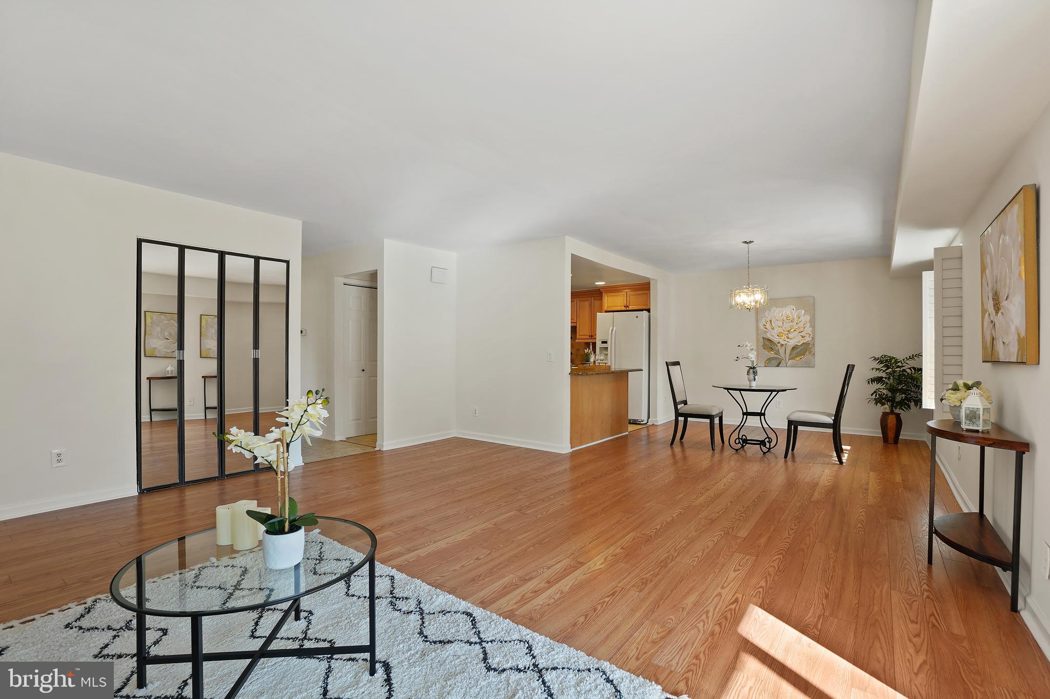 LEISURE WORLD - Residential