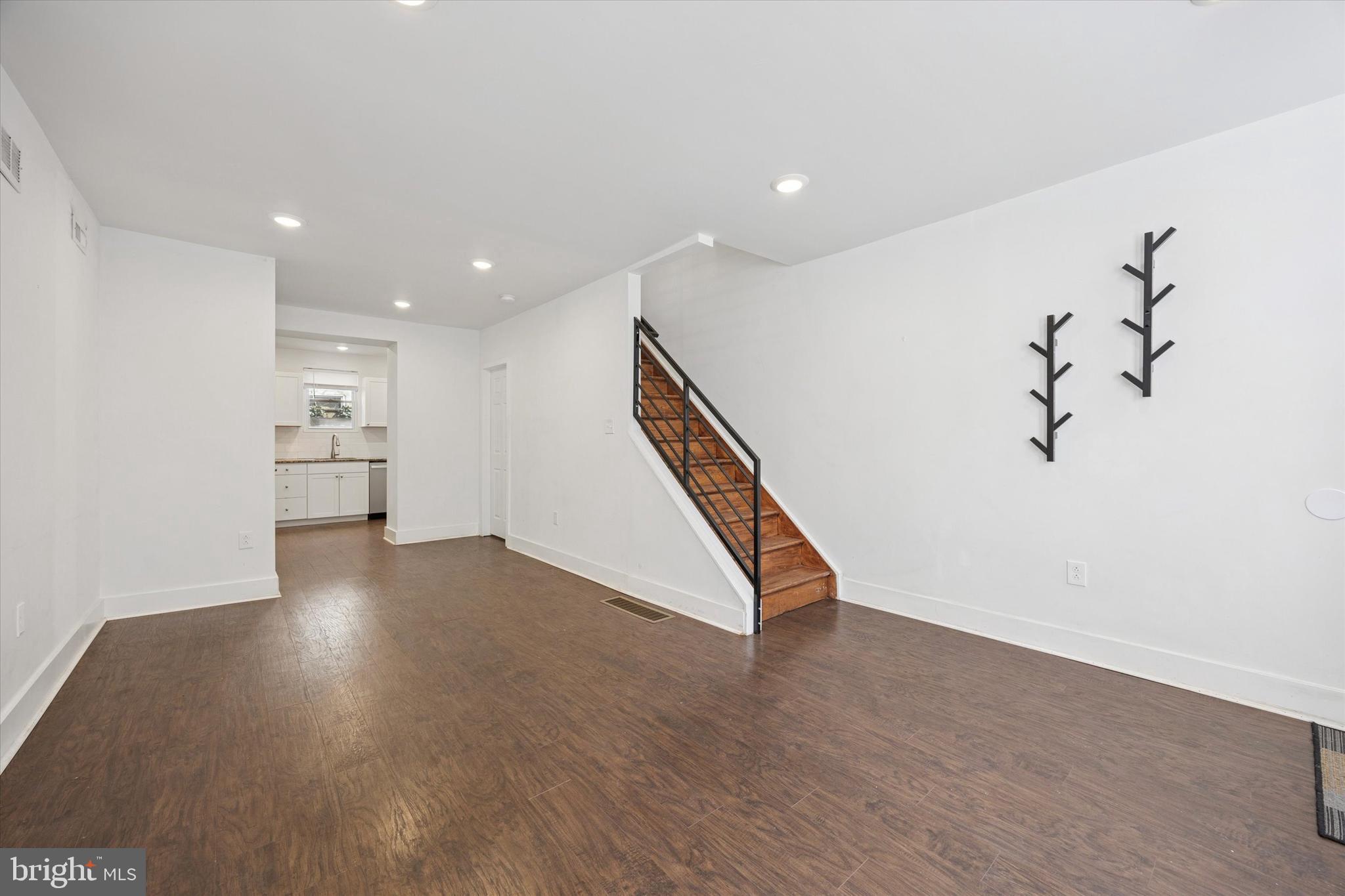 1111 KIMBALL STREET