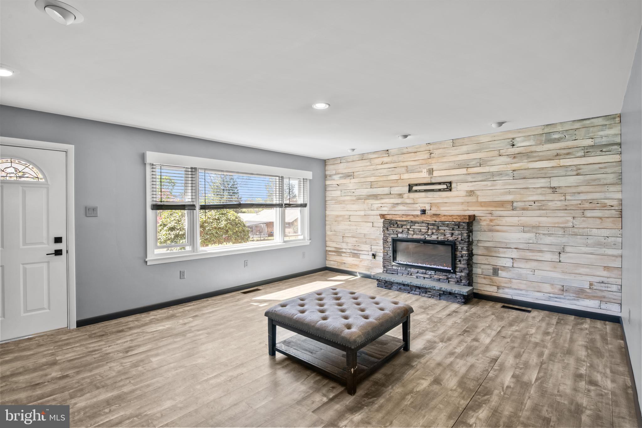 RIVERVIEW PARK - Residential