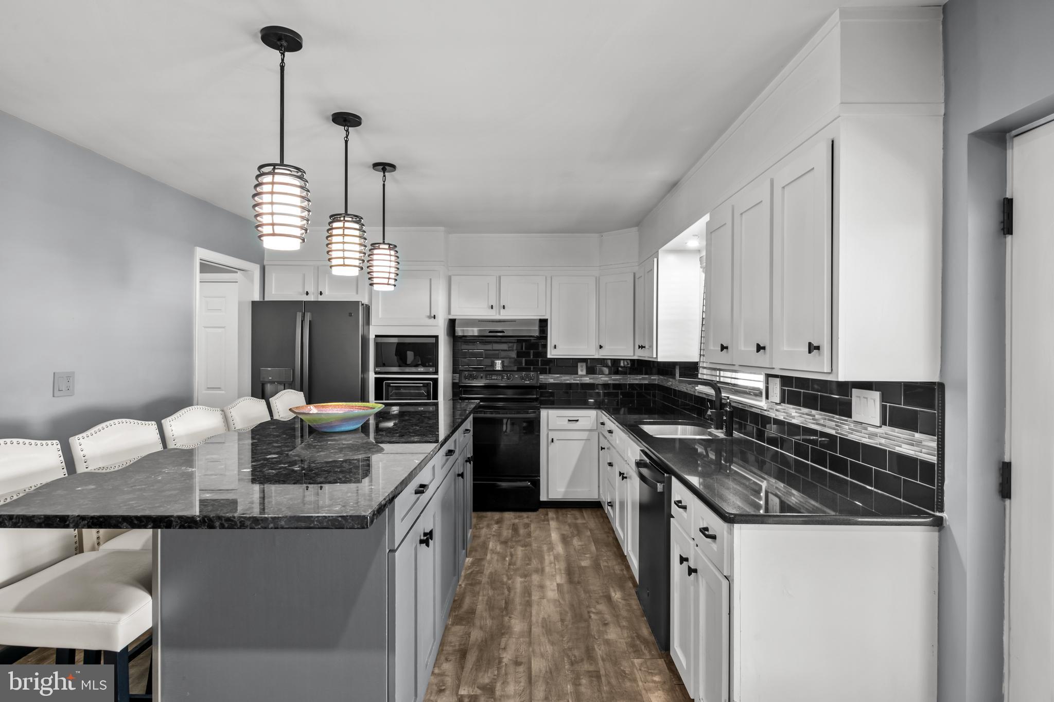 RIVERVIEW PARK - Residential