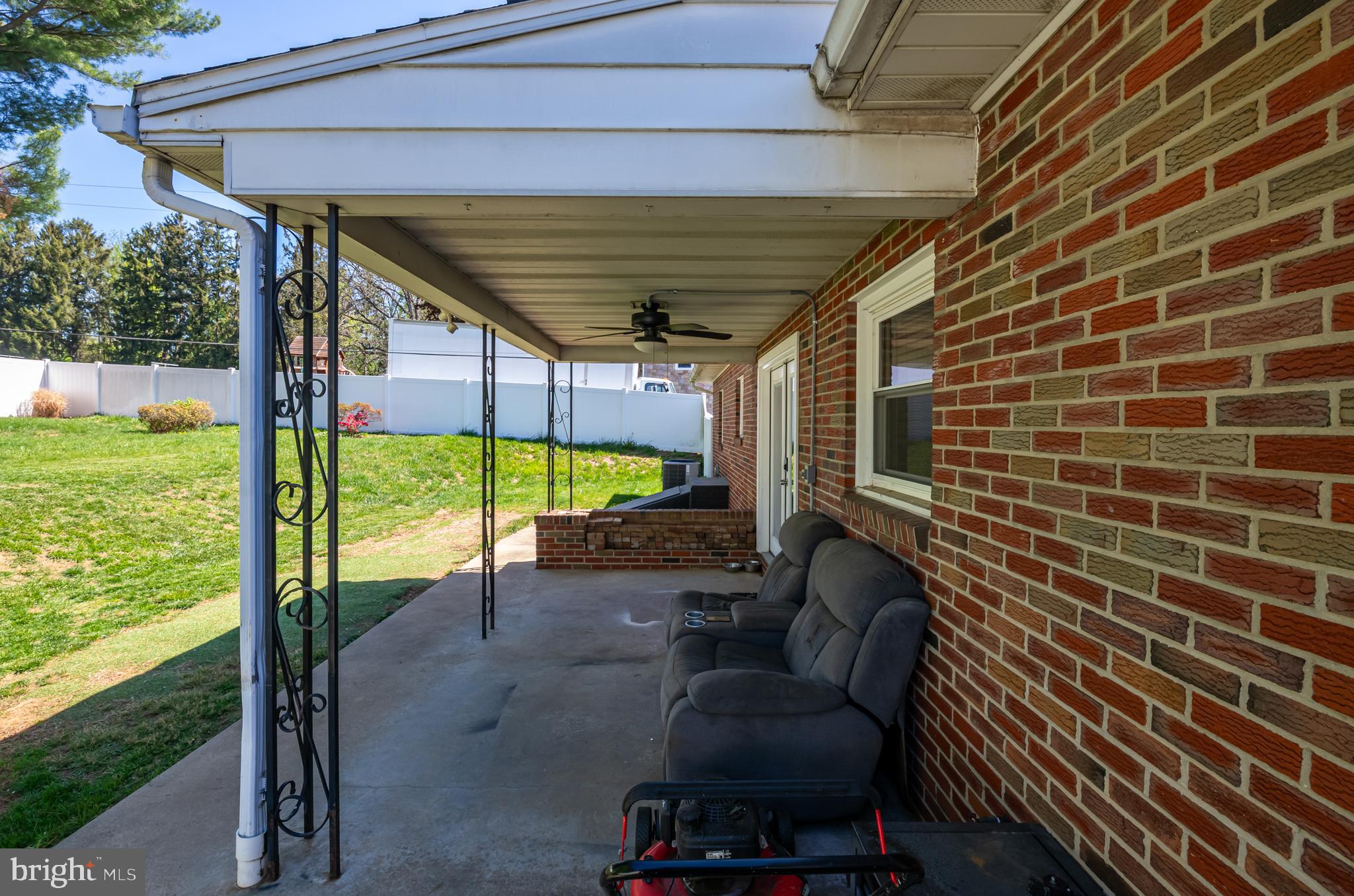 RIVERVIEW PARK - Residential