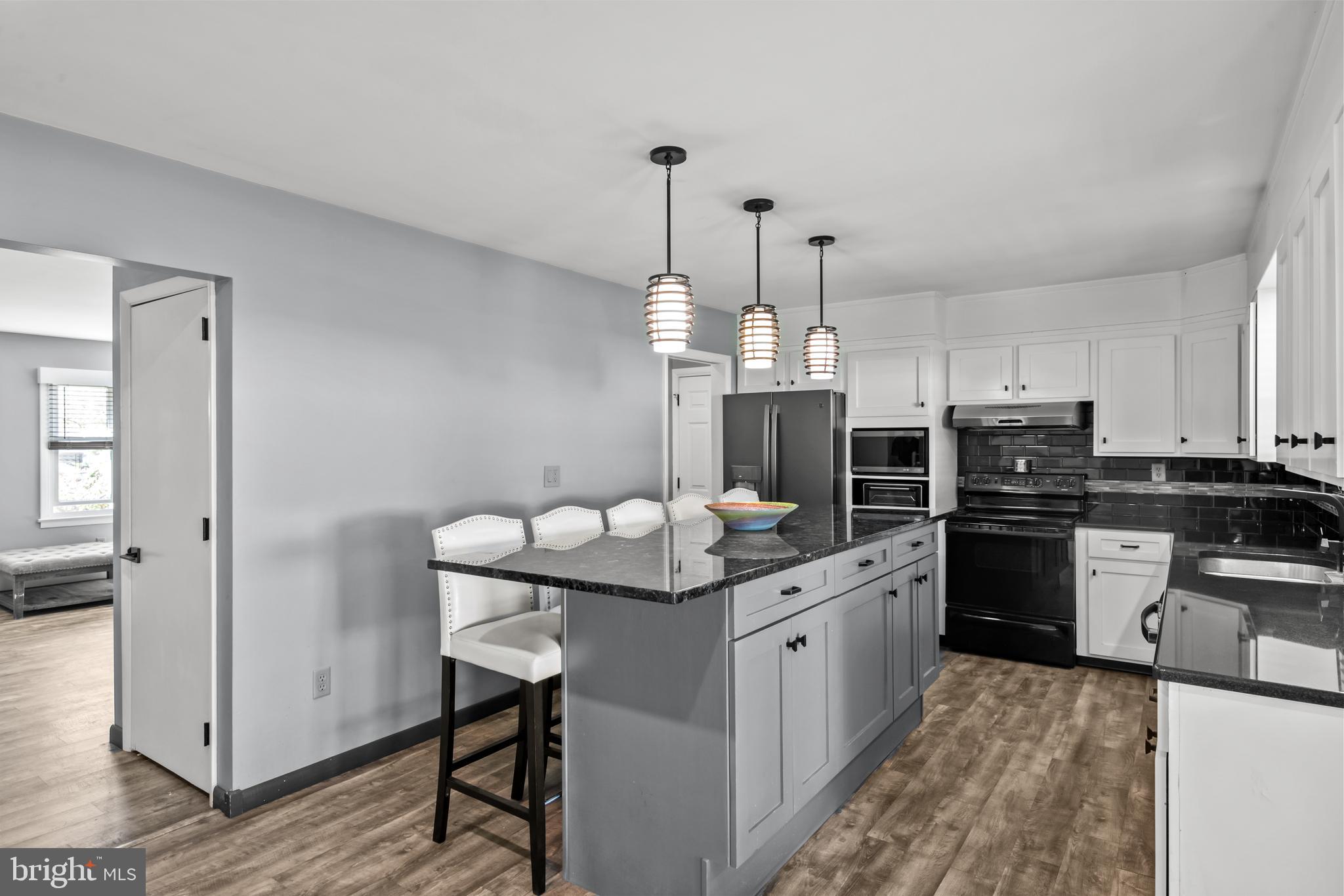 RIVERVIEW PARK - Residential