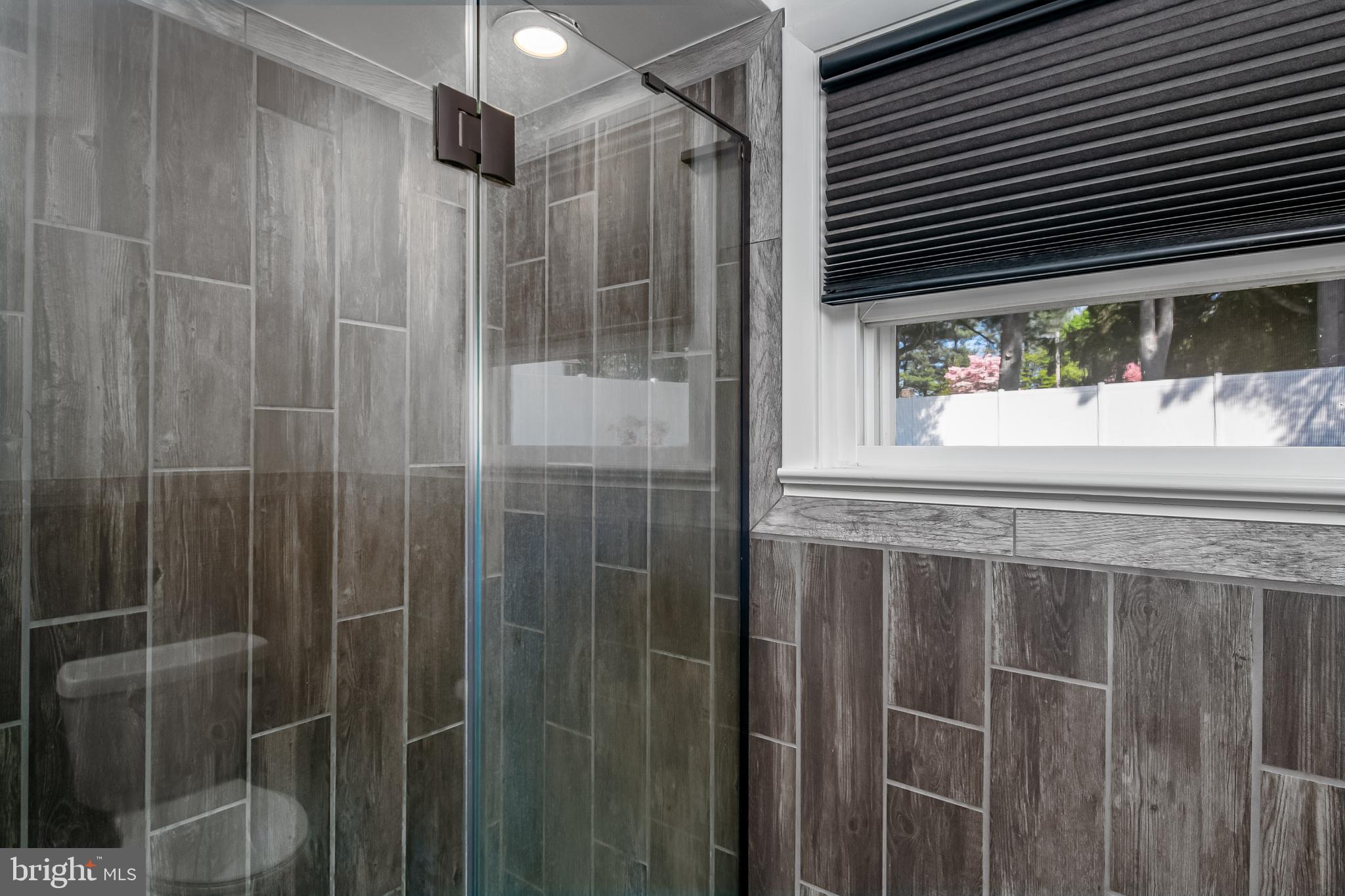 RIVERVIEW PARK - Residential