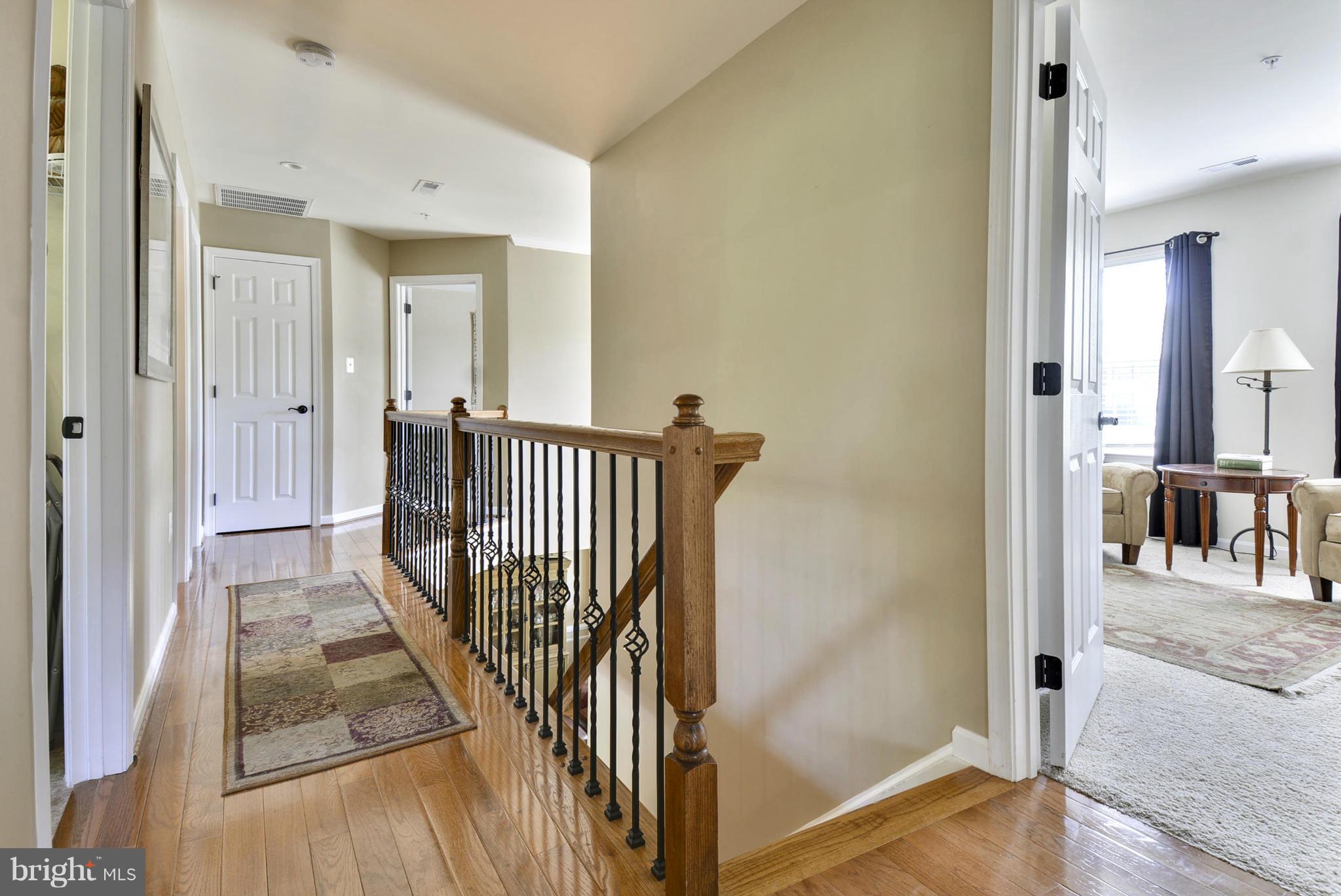 BEN OAKS - Residential