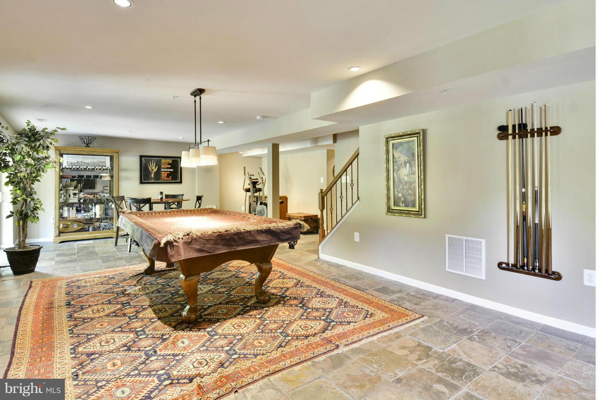 BEN OAKS - Residential