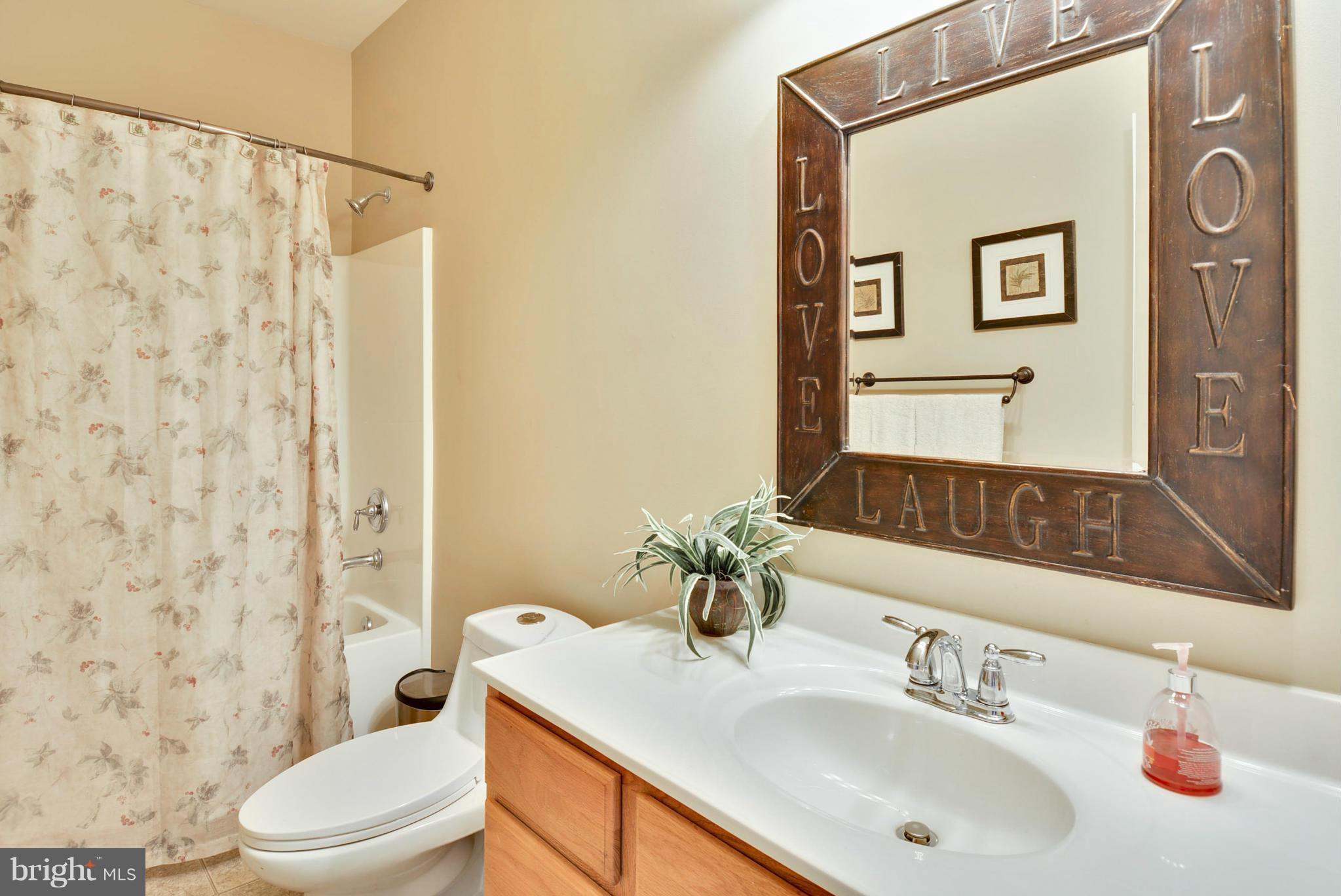 BEN OAKS - Residential