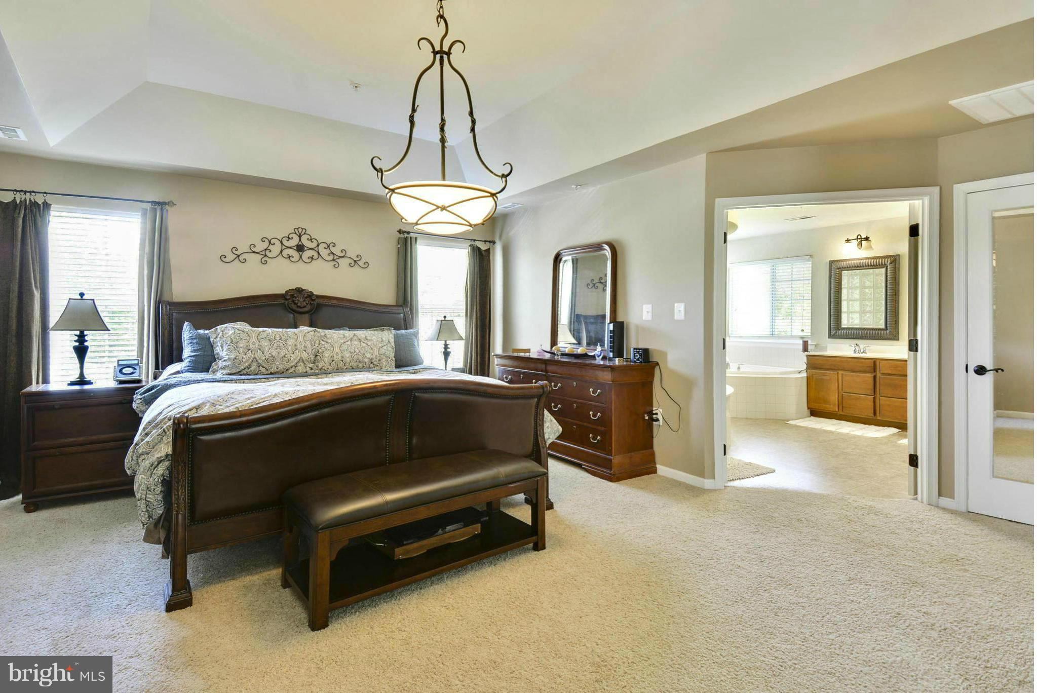 BEN OAKS - Residential