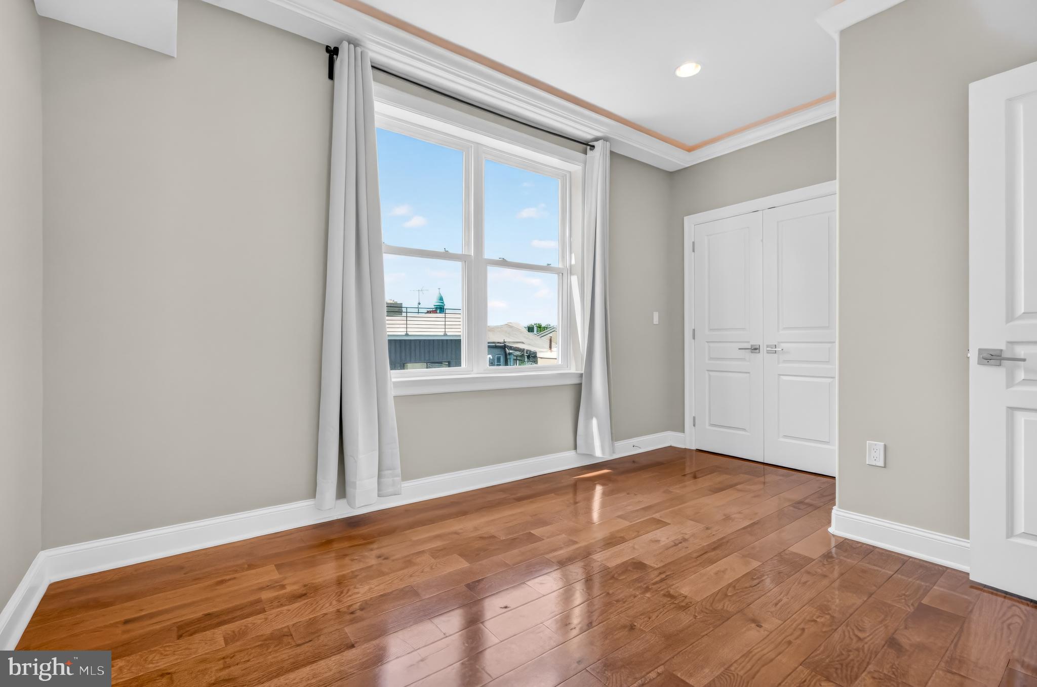 BELLA VISTA - Residential