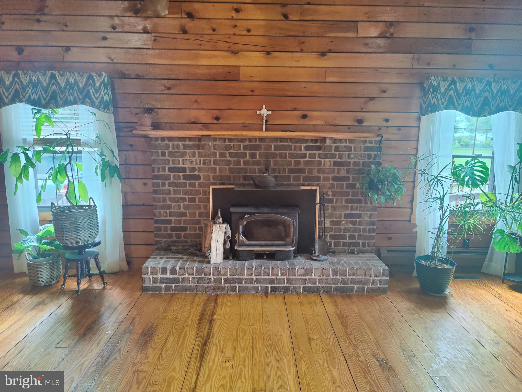 322 CAPTAIN DAVIS DRIVE