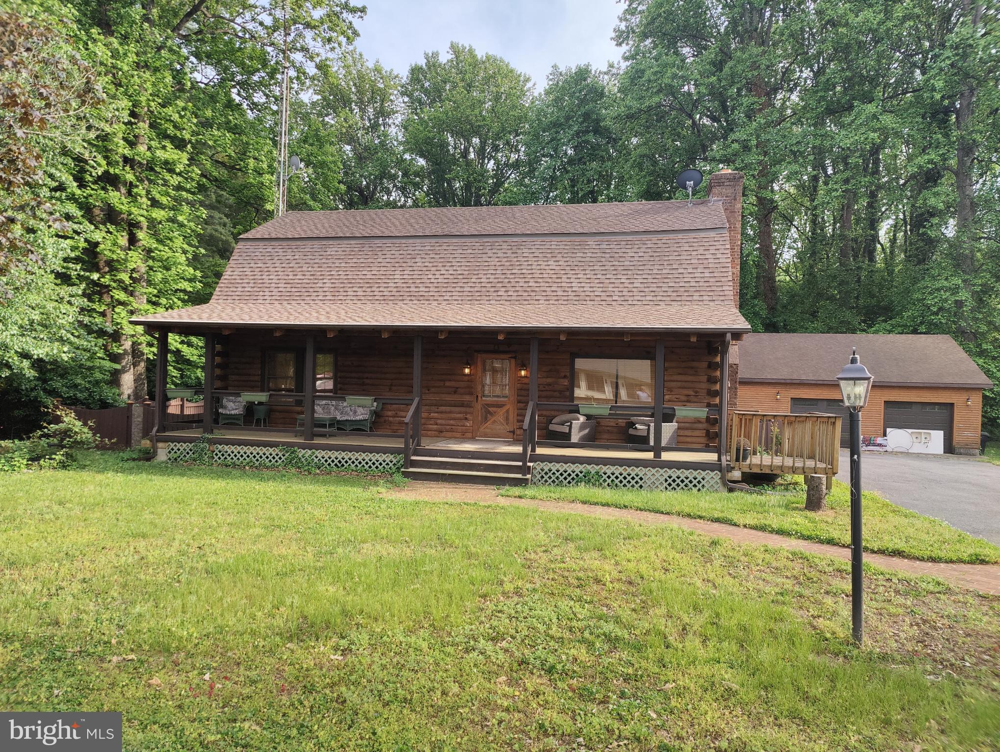 322 CAPTAIN DAVIS DRIVE
