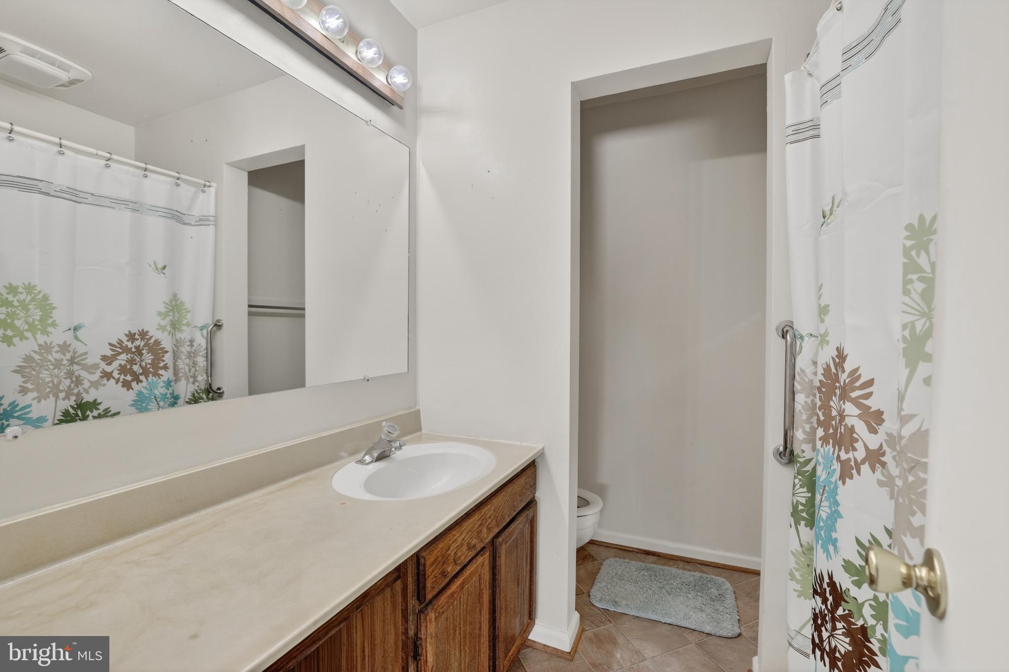 HERITAGE COMMONS - Residential