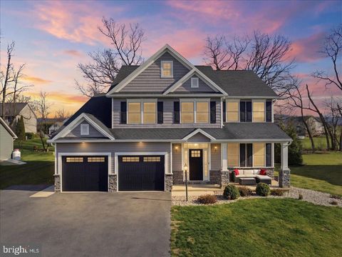 Photo of 2006 Jelena Rd, SHIPPENSBURG, PA 17257 (MLS # PACB2052256)