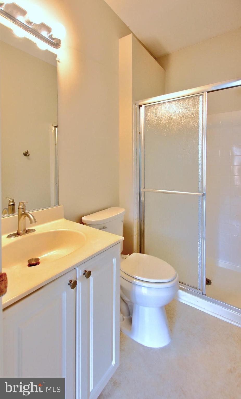 SEVEN OAKS - Residential