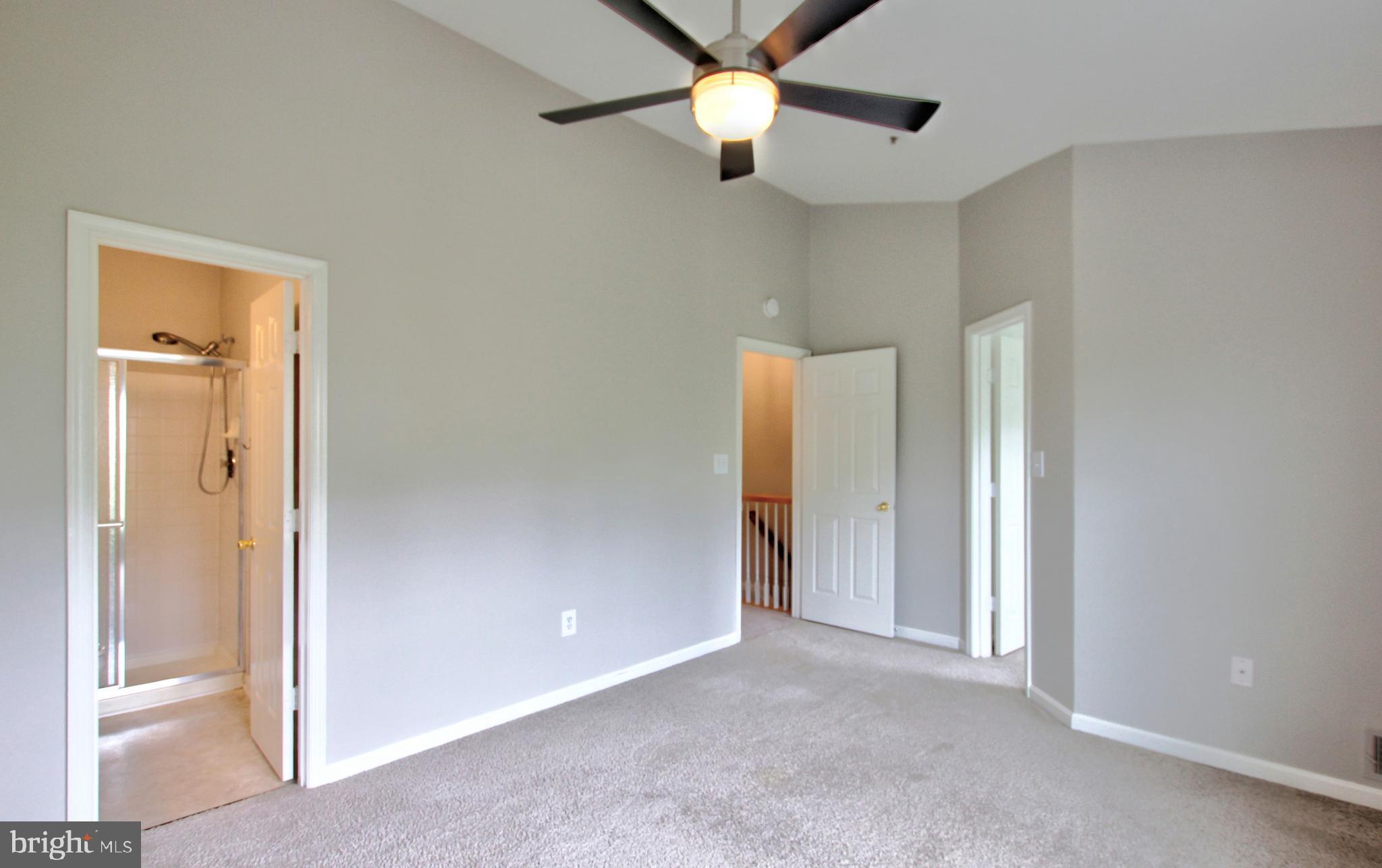 SEVEN OAKS - Residential