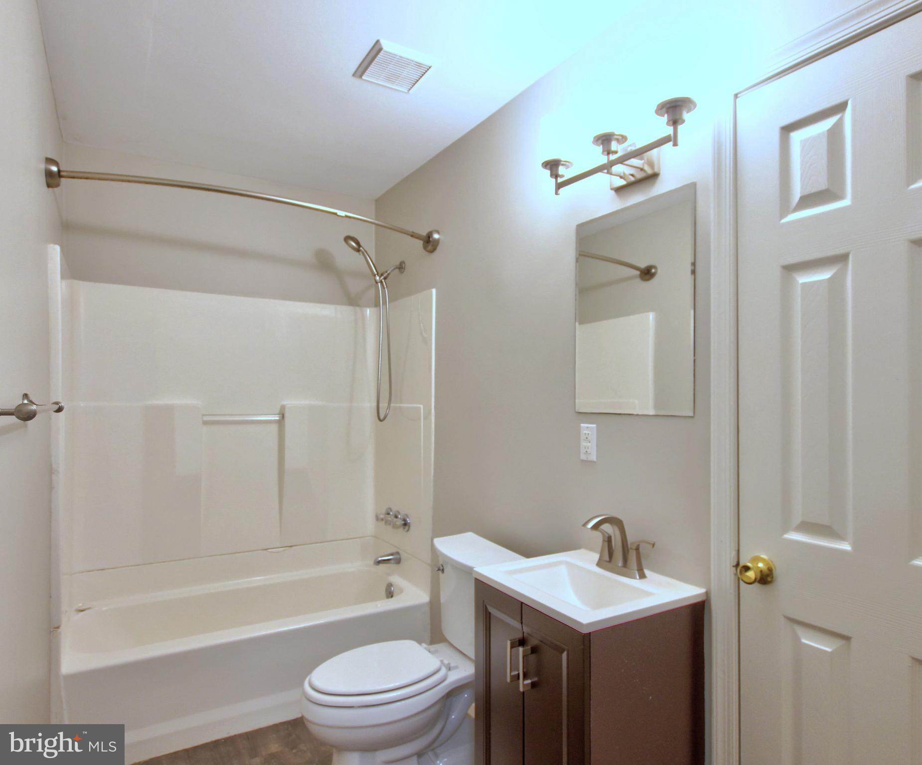 SEVEN OAKS - Residential