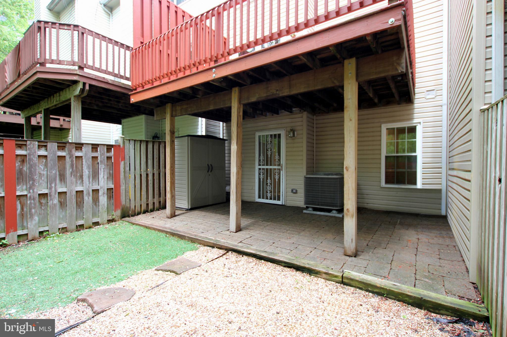 SEVEN OAKS - Residential