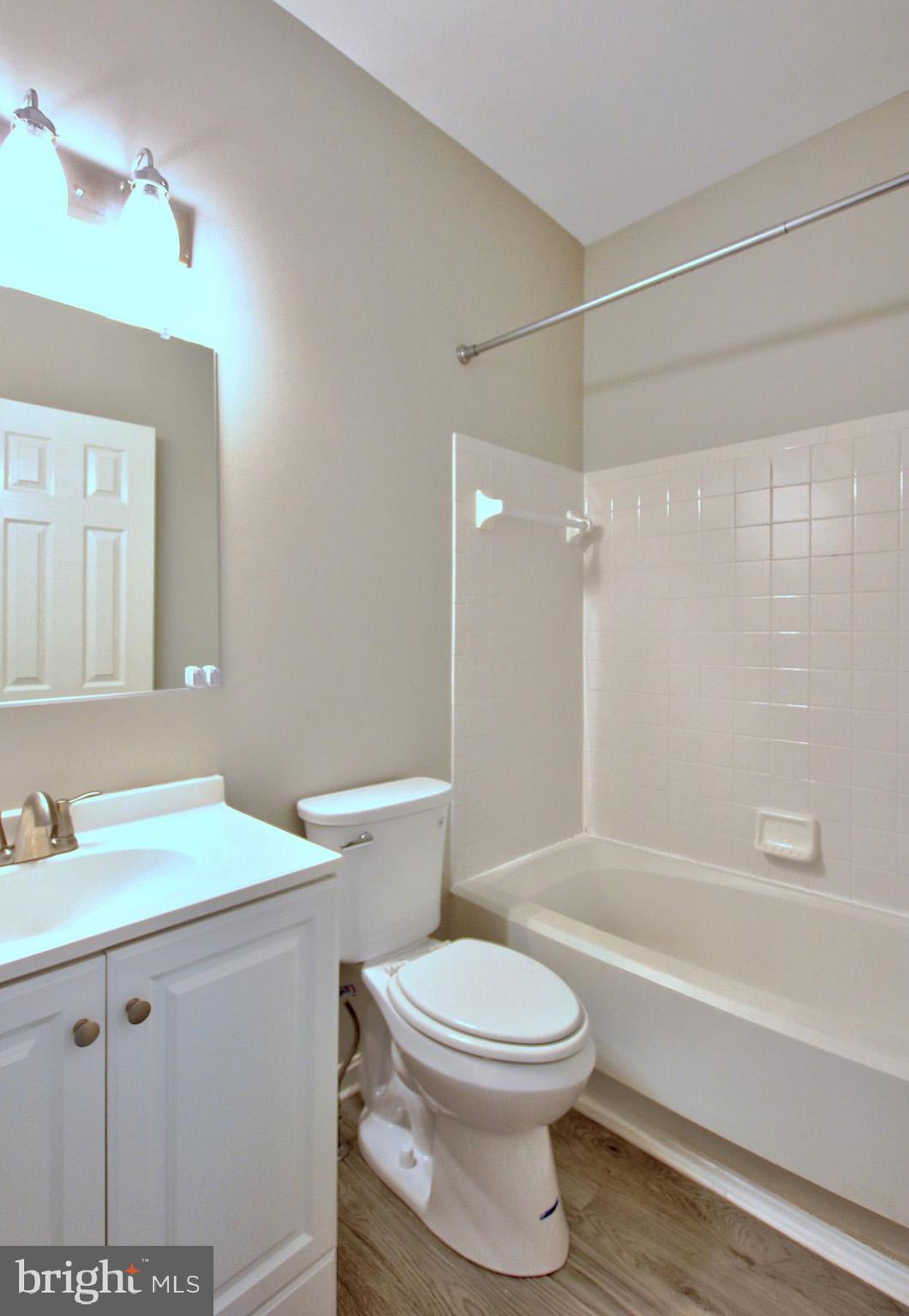 SEVEN OAKS - Residential