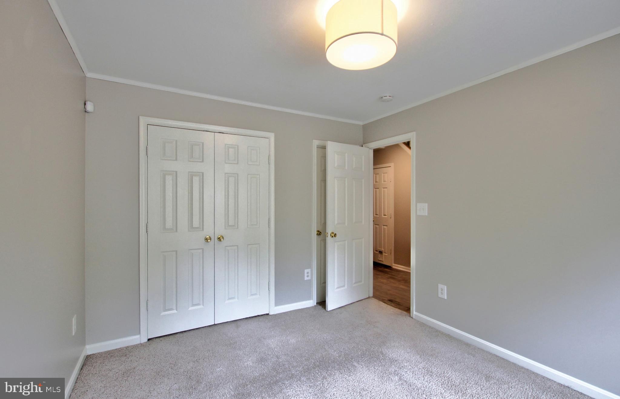 SEVEN OAKS - Residential