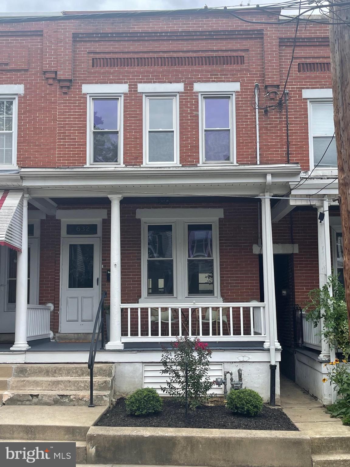 632 N PINE STREET