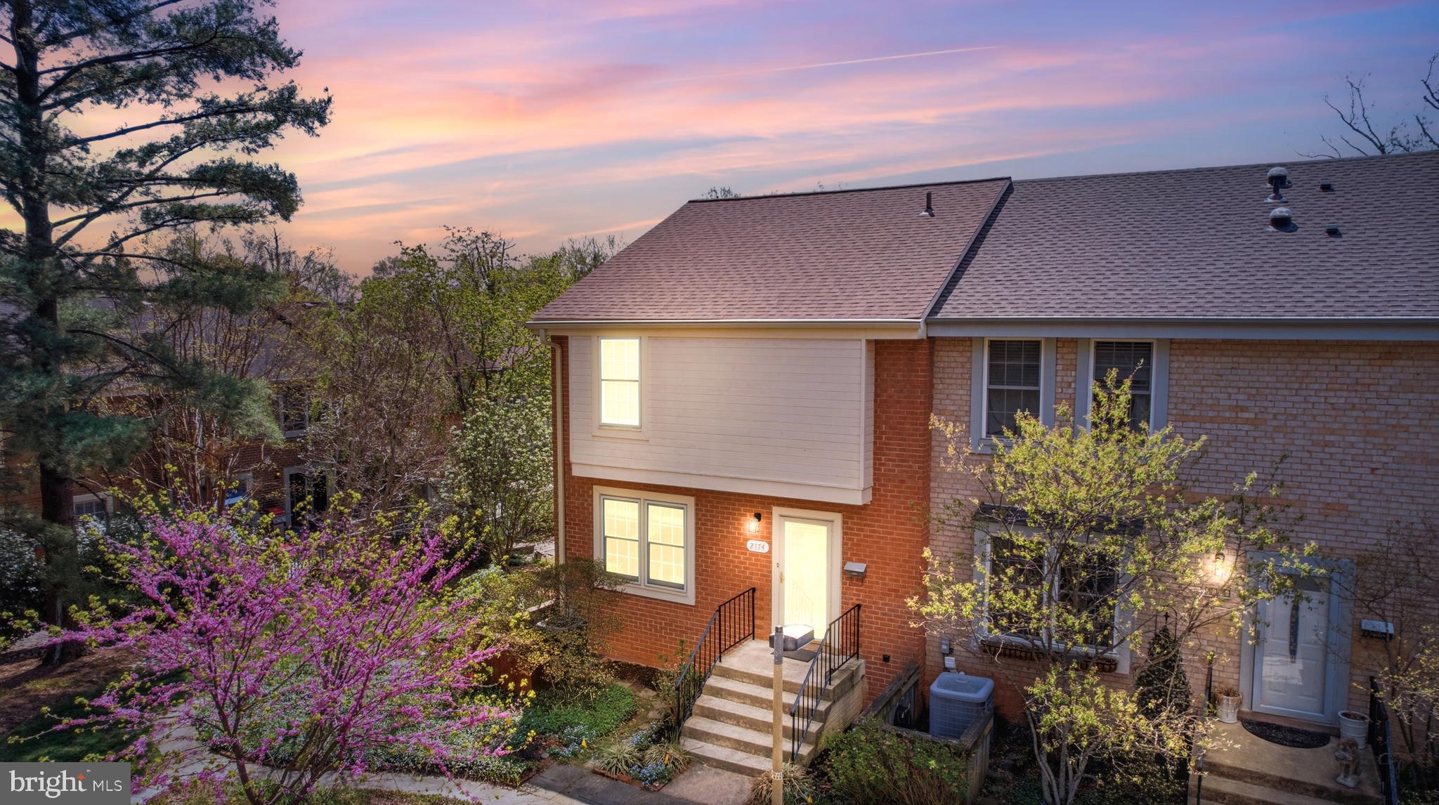 RESTON - Residential