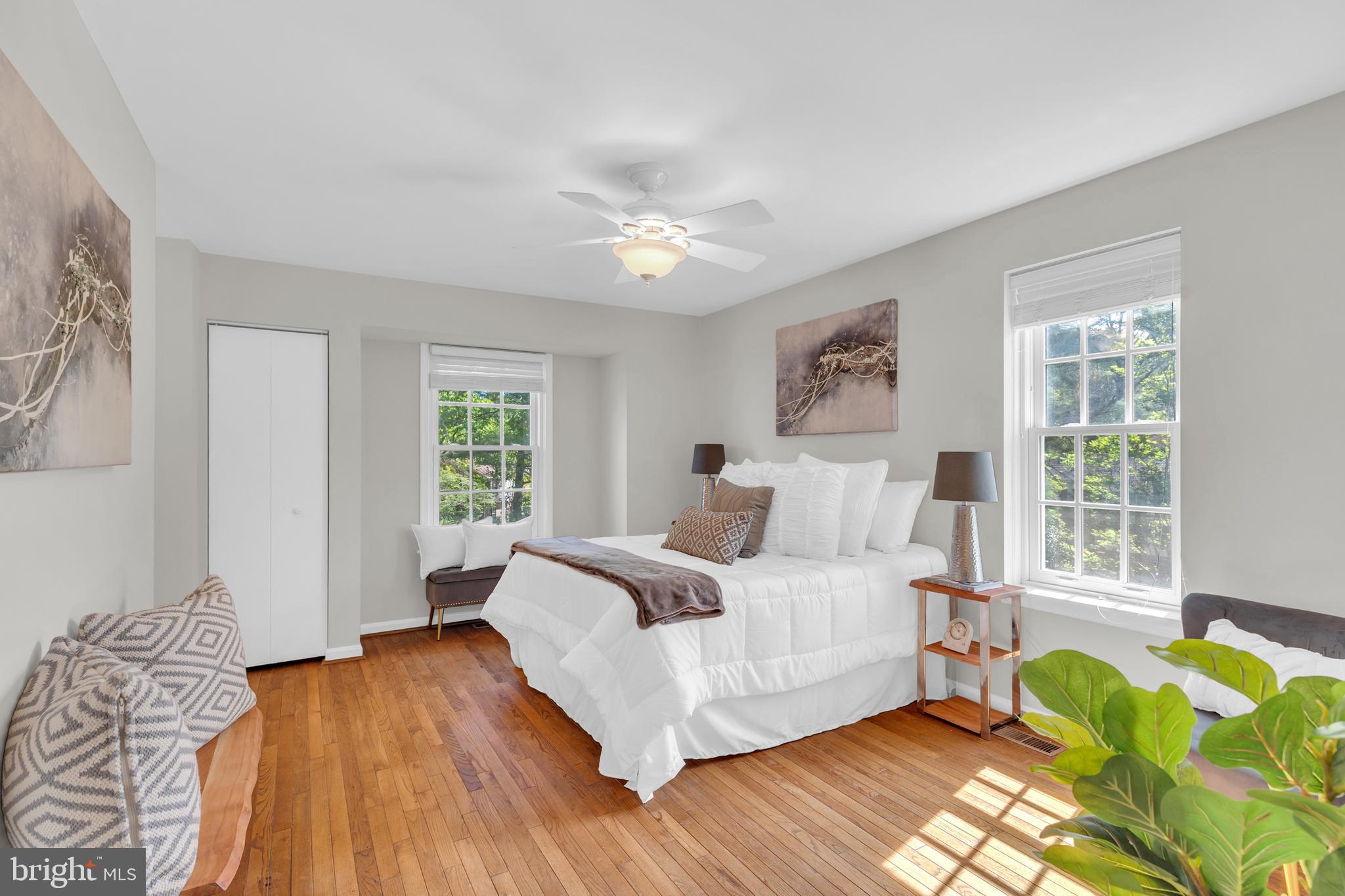 RESTON - Residential