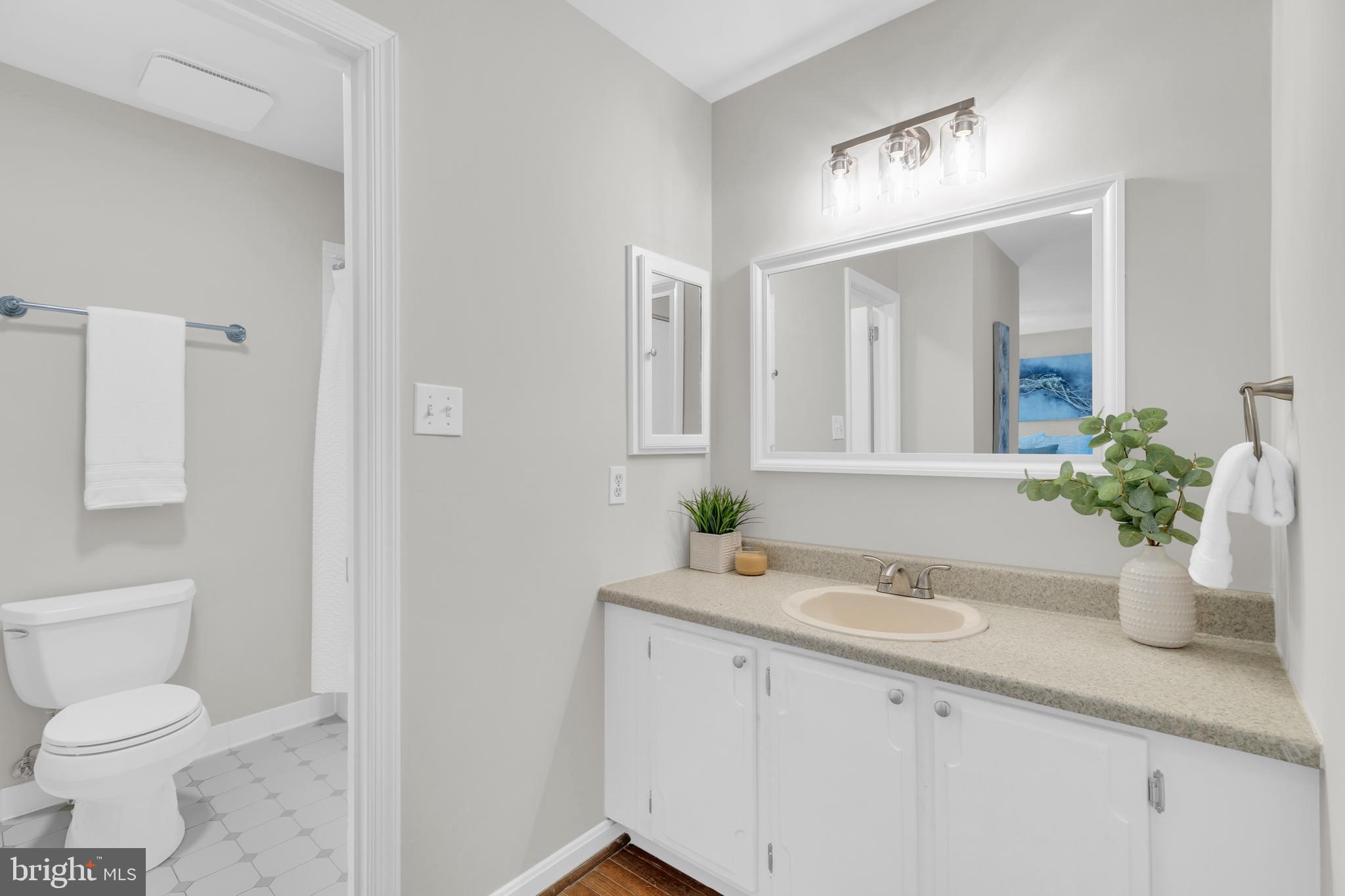 RESTON - Residential