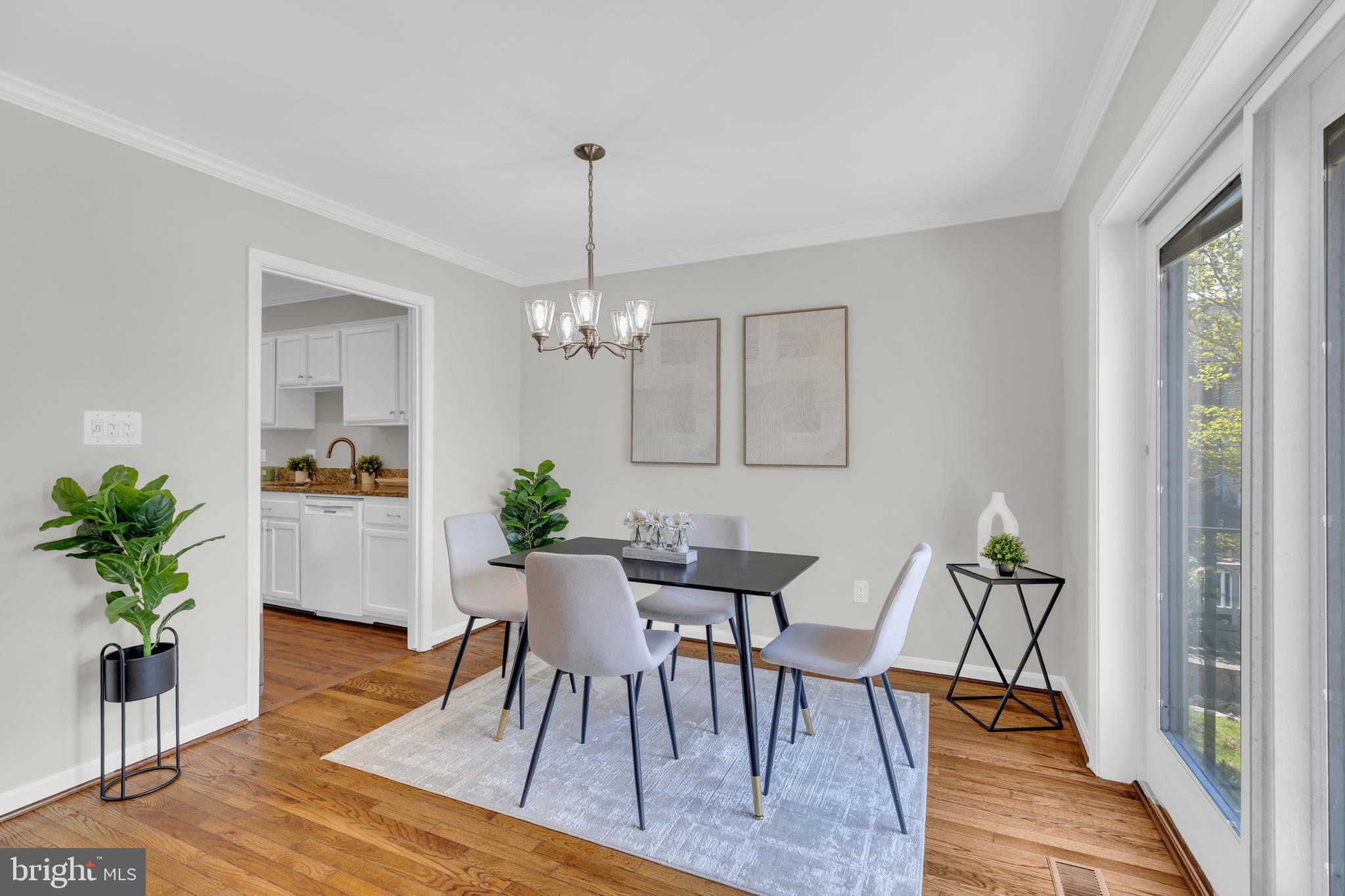 RESTON - Residential