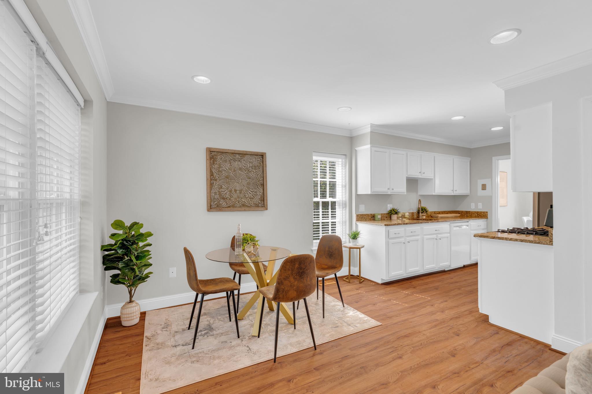 RESTON - Residential