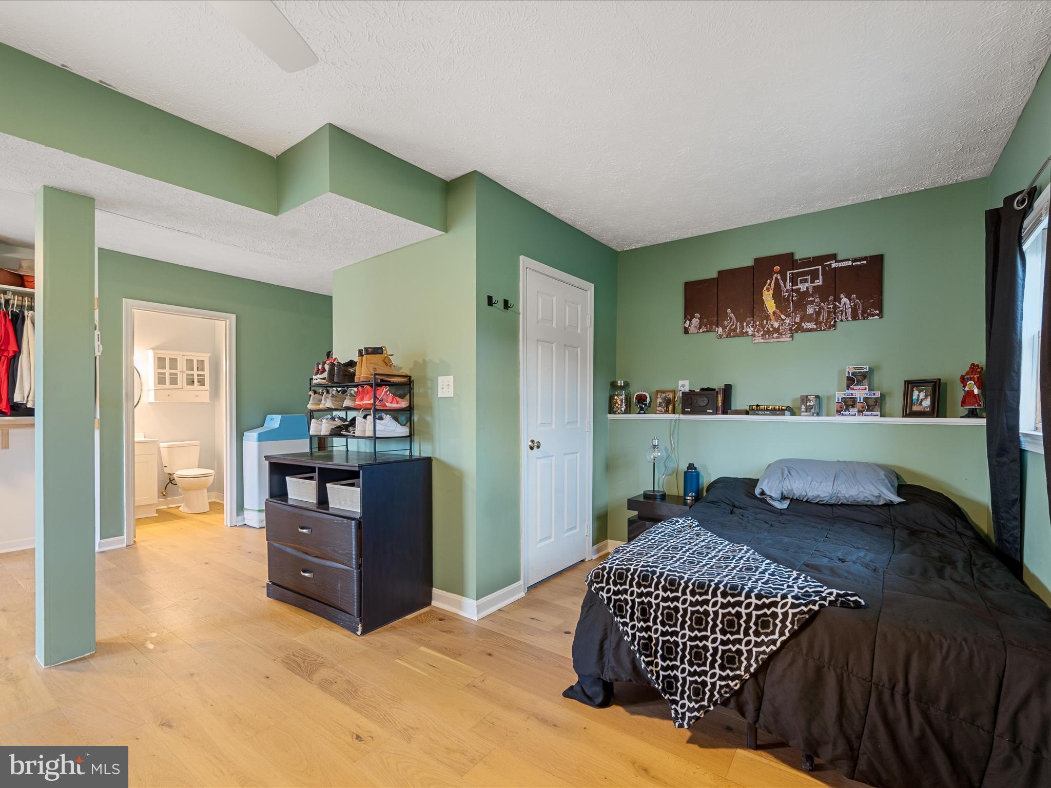 CHERRY HILL - Residential