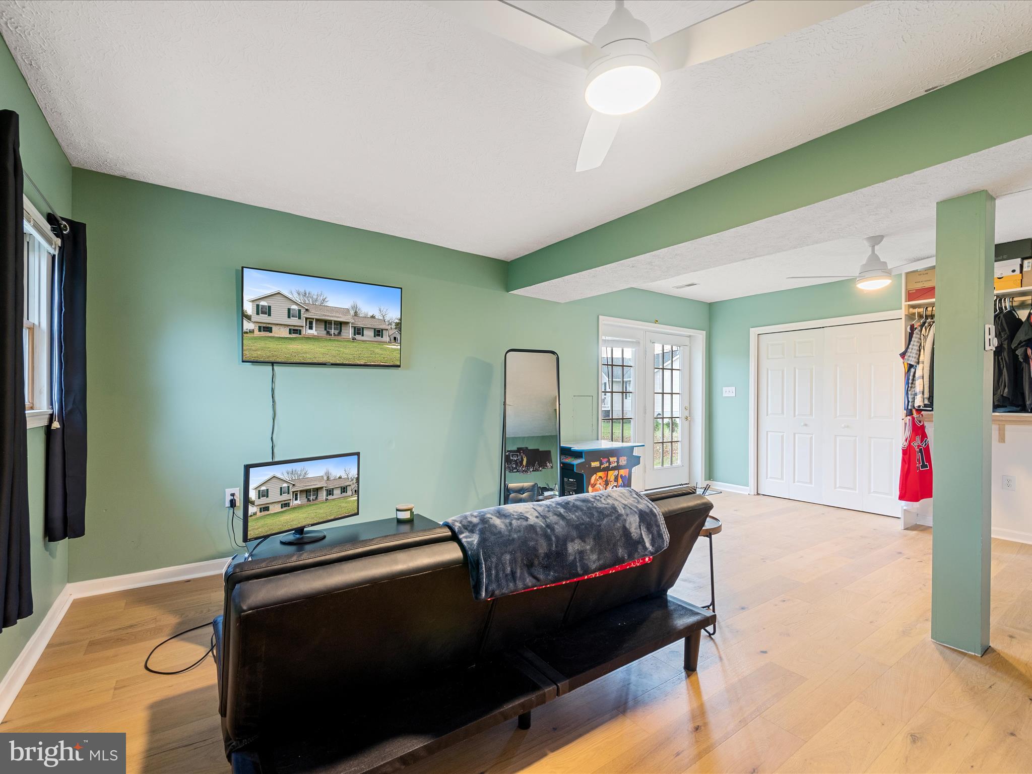 CHERRY HILL - Residential