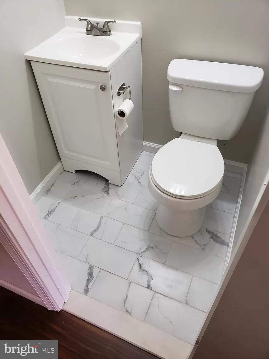 FRANKLINTOWN ROAD - Residential Lease