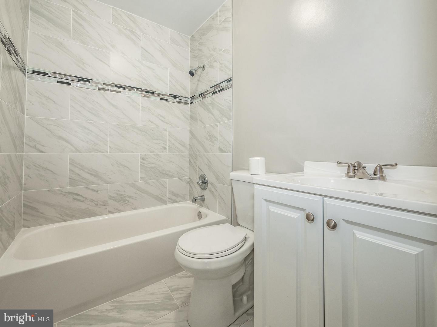 FRANKLINTOWN ROAD - Residential Lease