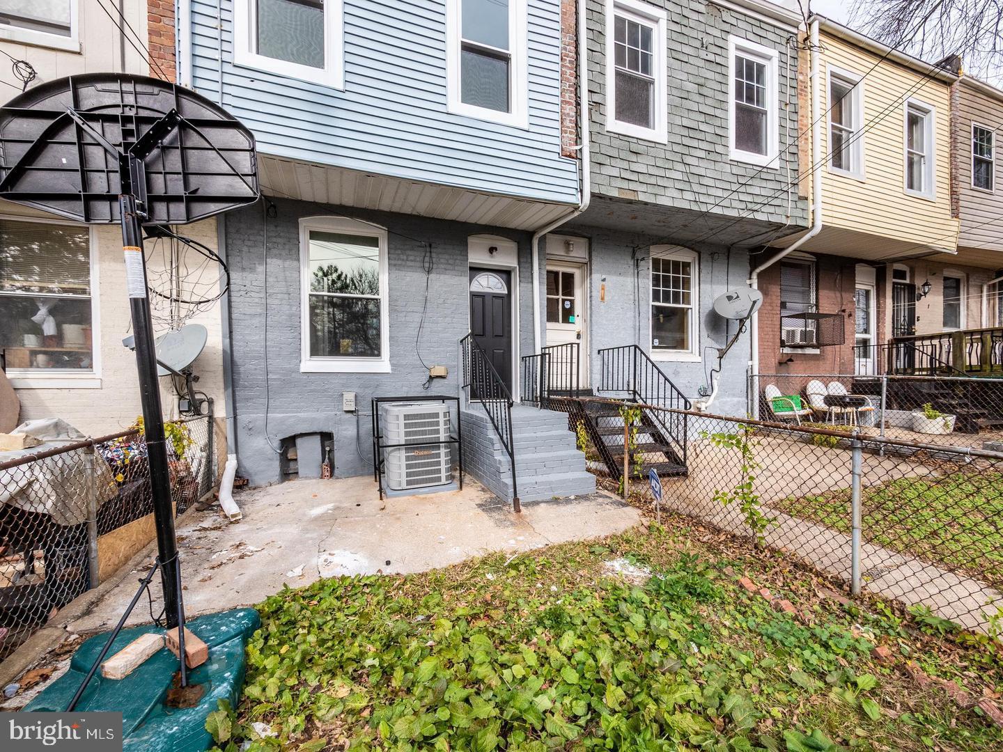 FRANKLINTOWN ROAD - Residential Lease