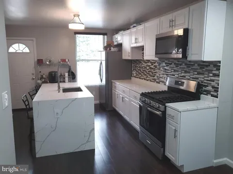 MLS: MDBA2159618