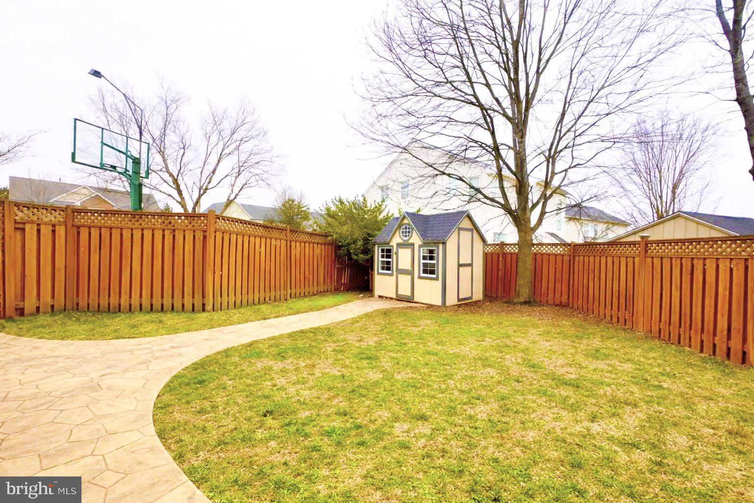 MONTEROSA - Residential