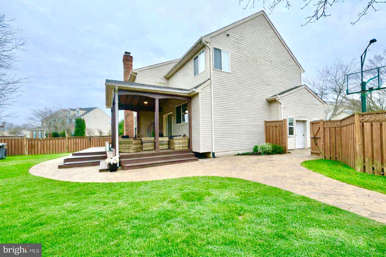 MONTEROSA - Residential