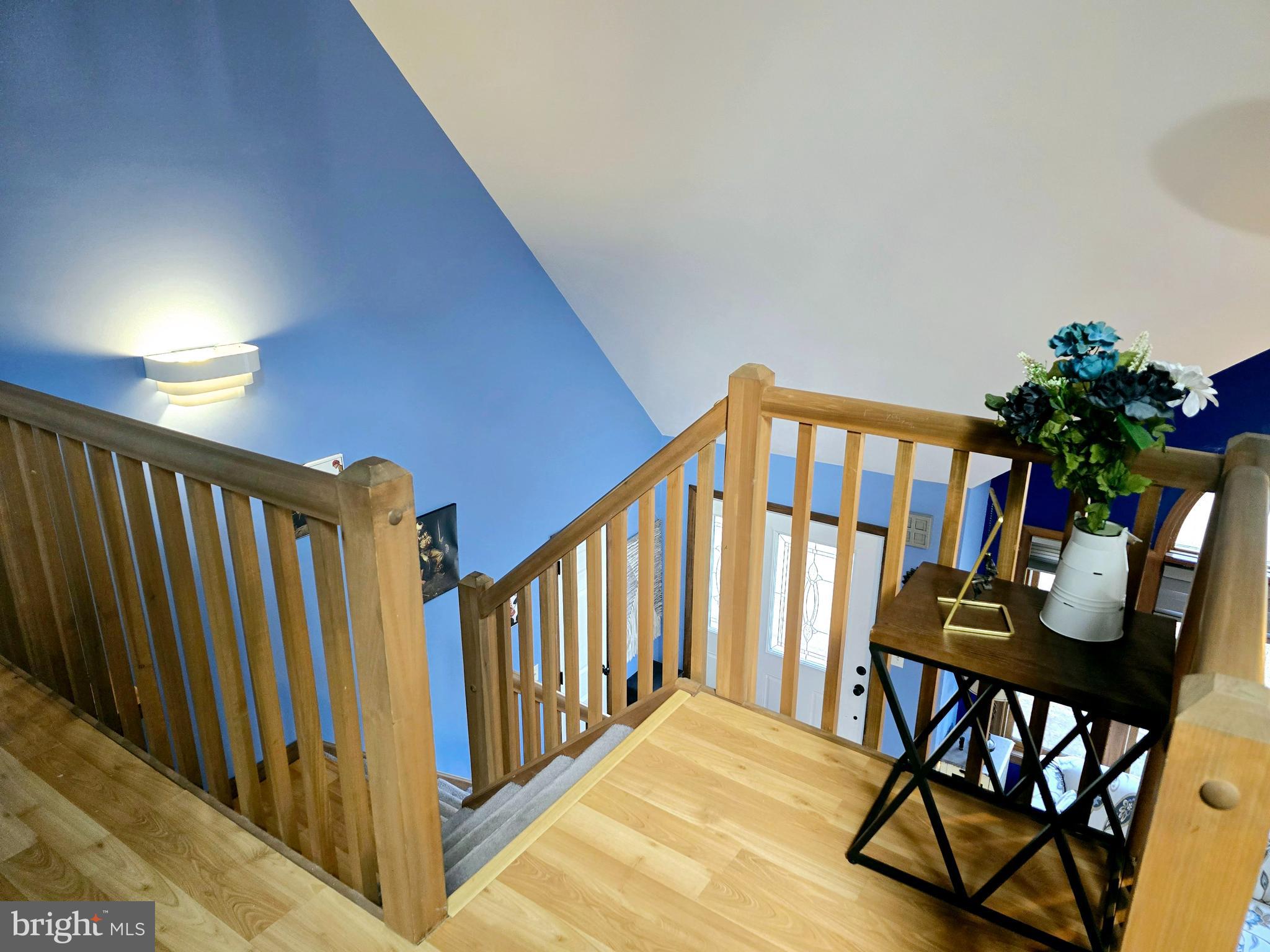 BLUE MOUNTAIN LAKE EST - Residential