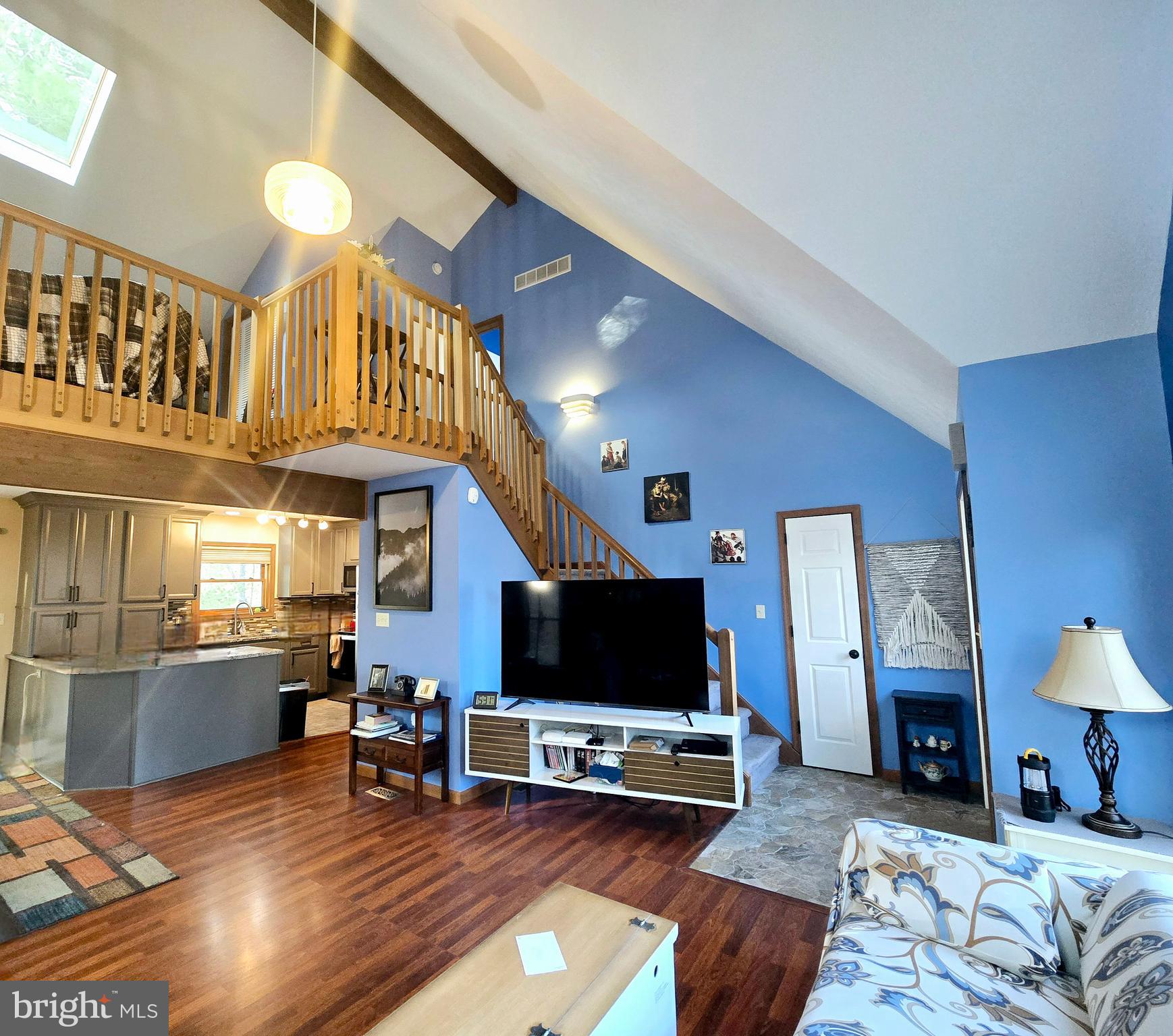 BLUE MOUNTAIN LAKE EST - Residential