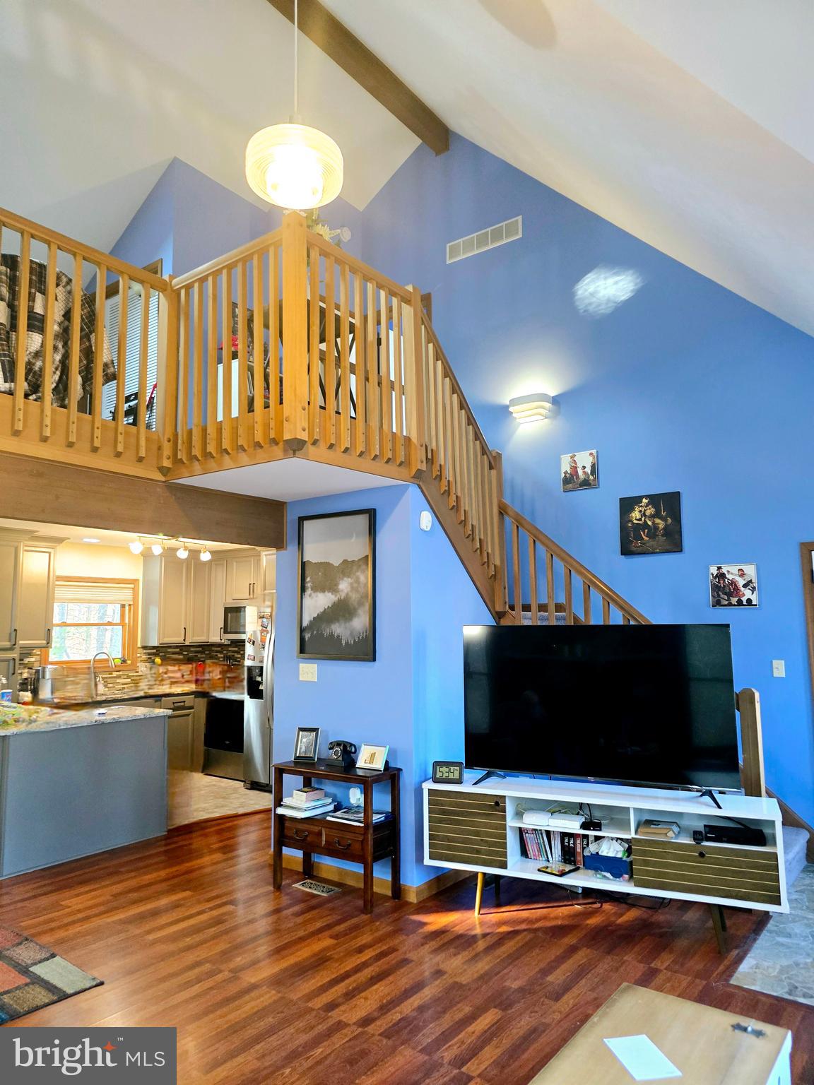 BLUE MOUNTAIN LAKE EST - Residential