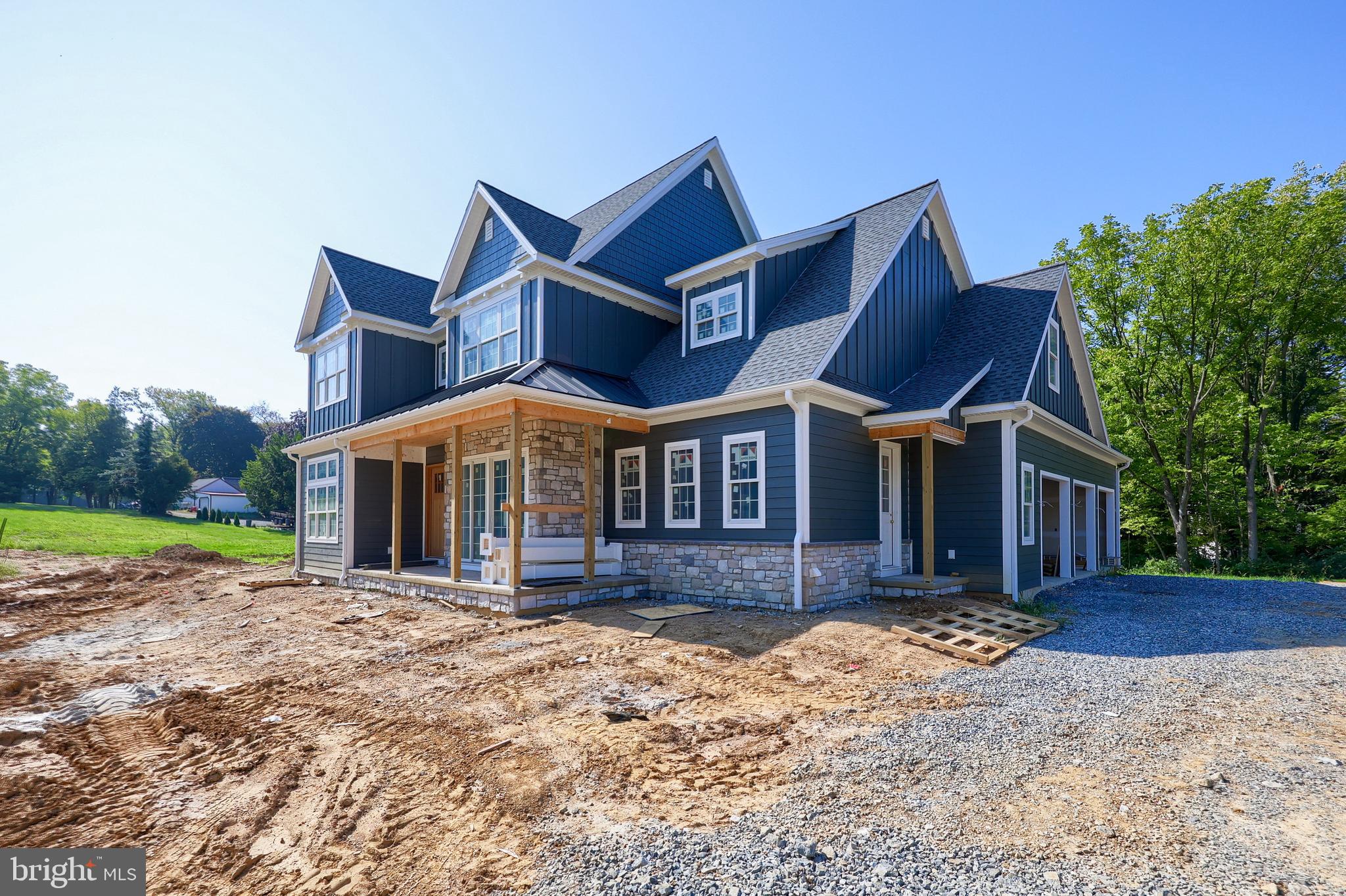 1918 PICKERING TRAIL LOT 2