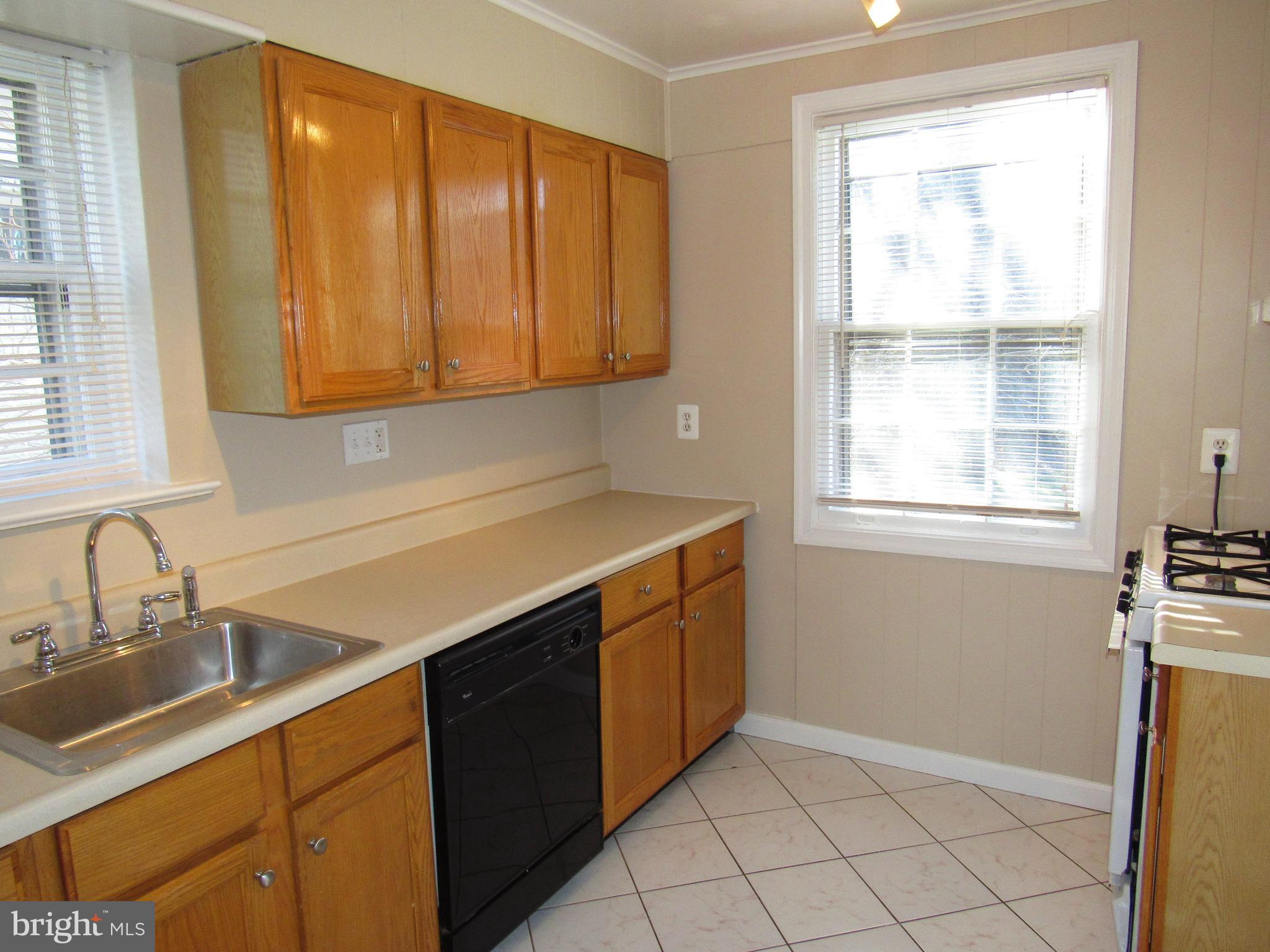BRANDON VILLAGE - Residential