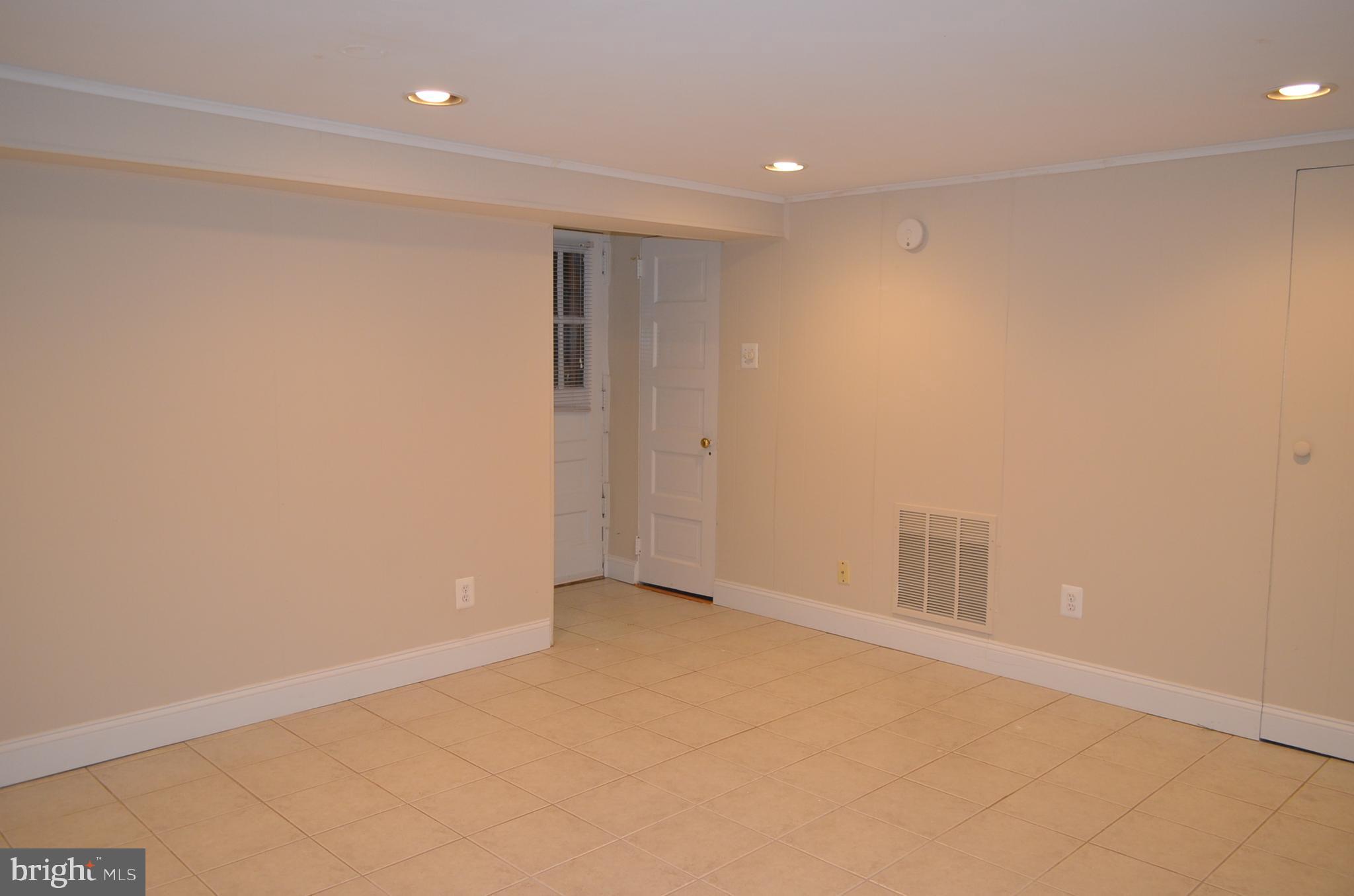BRANDON VILLAGE - Residential