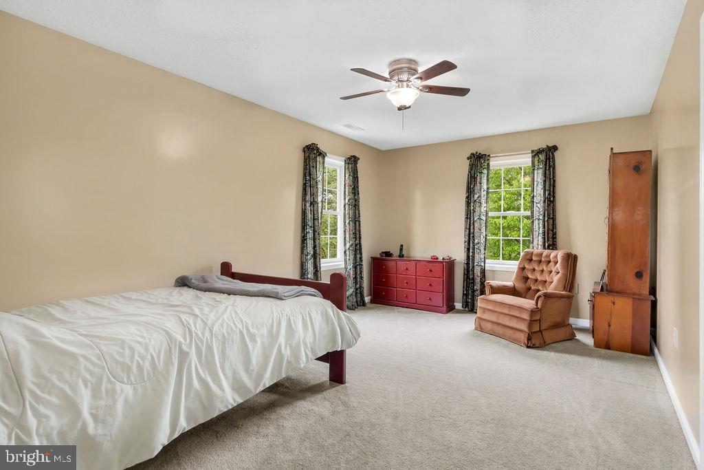 WATERSTONE FIELDS - Residential