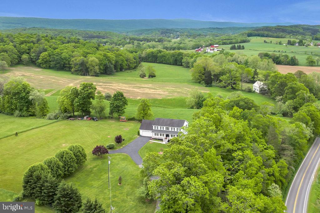 WATERSTONE FIELDS - Residential