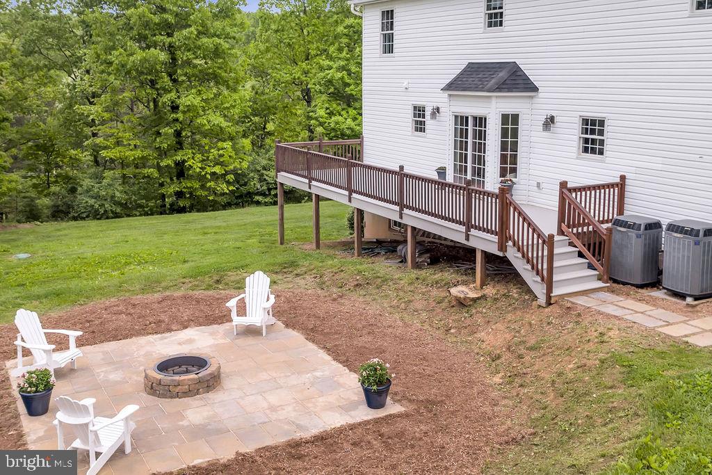 WATERSTONE FIELDS - Residential