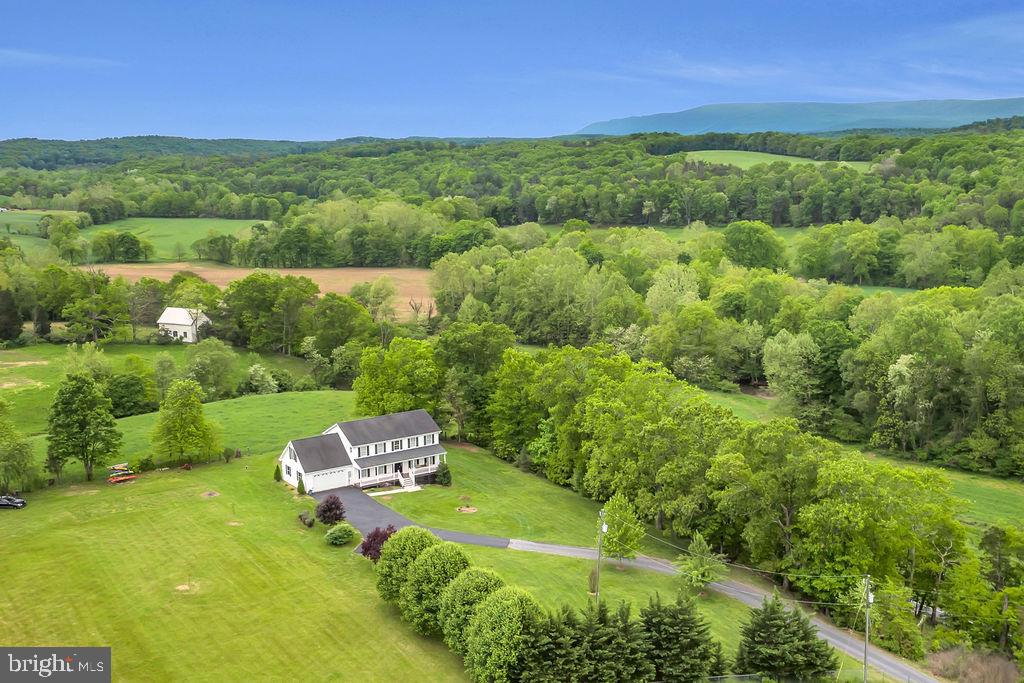 WATERSTONE FIELDS - Residential