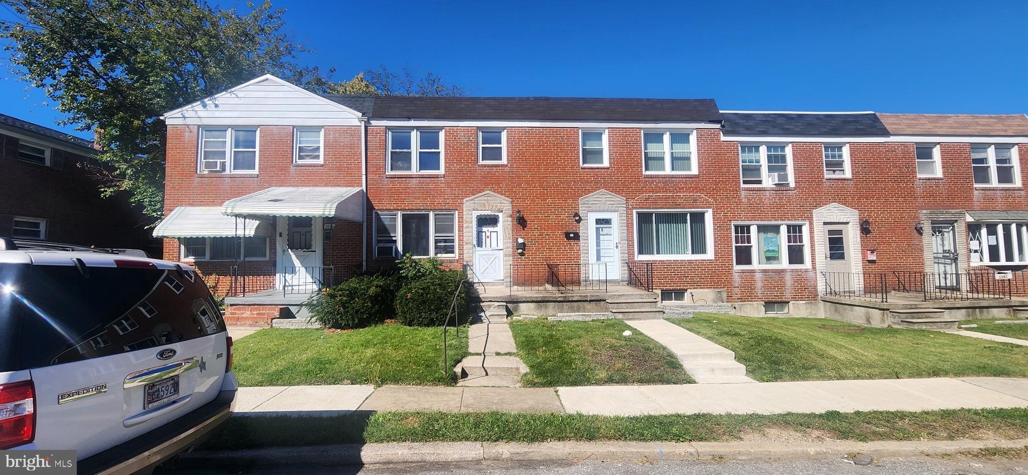 5536 WHITBY ROAD