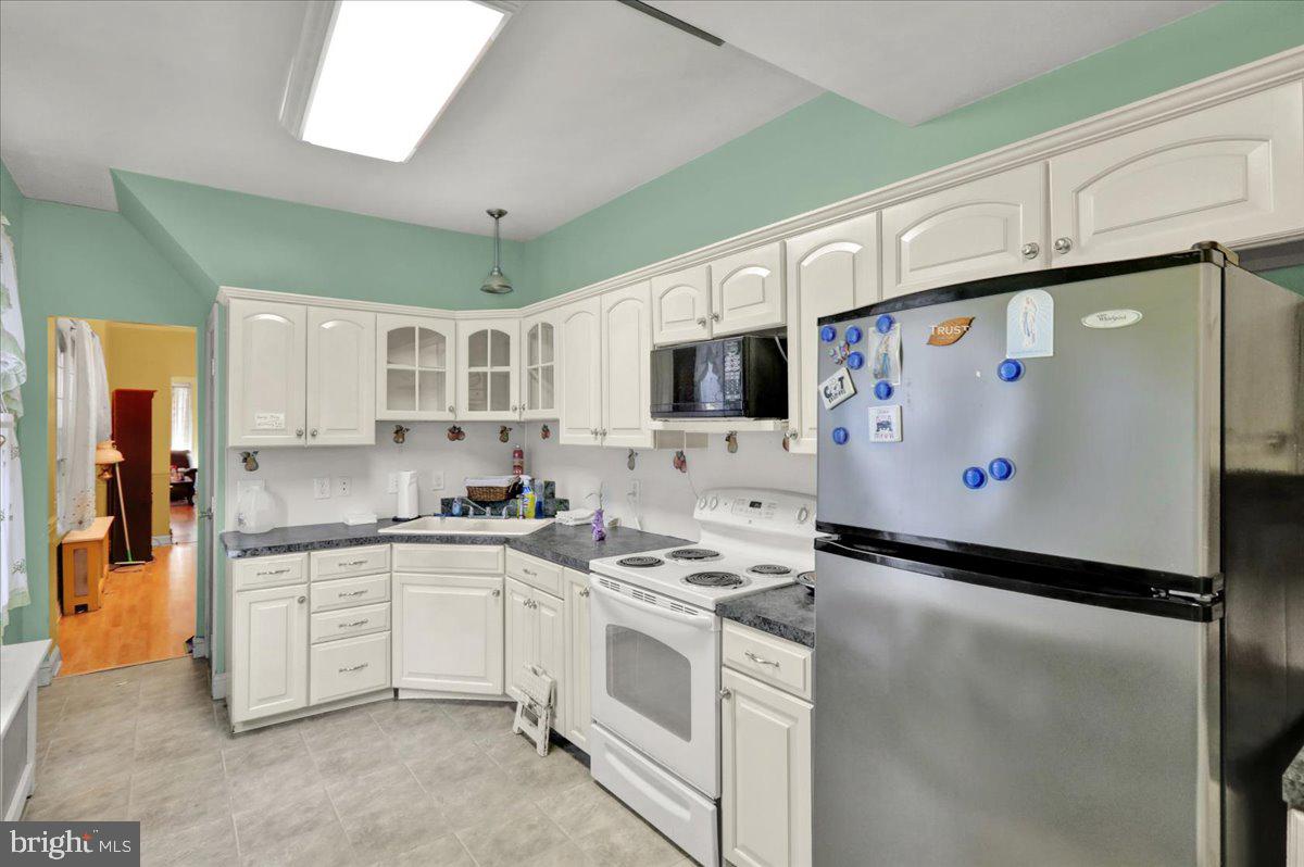 NORTHWEST READING - Residential