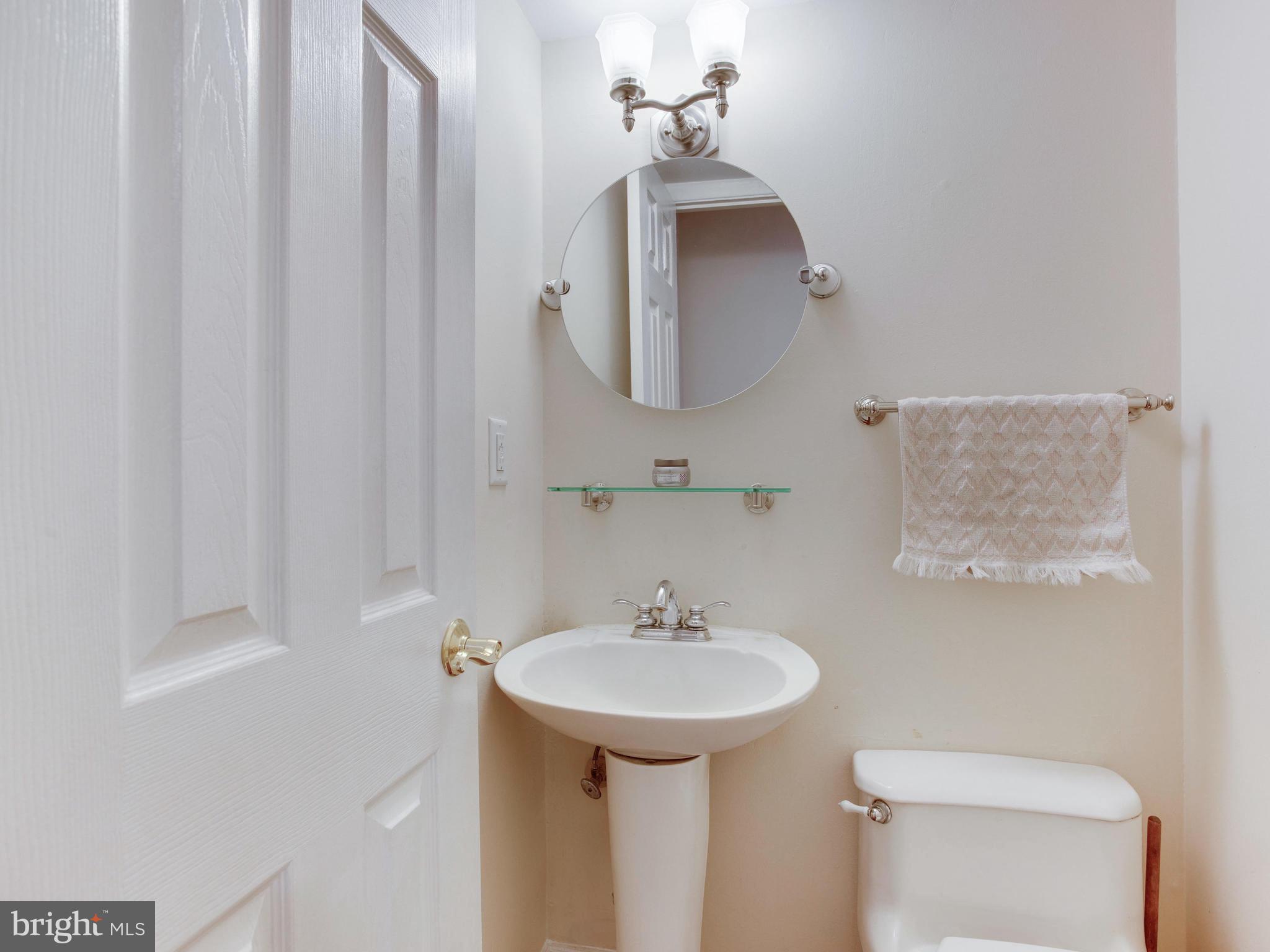 WOODLAND BEACH - Residential