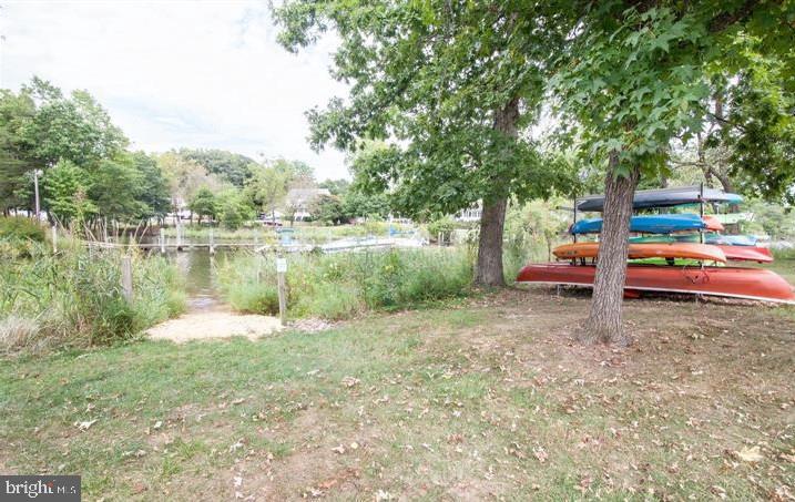 WOODLAND BEACH - Residential